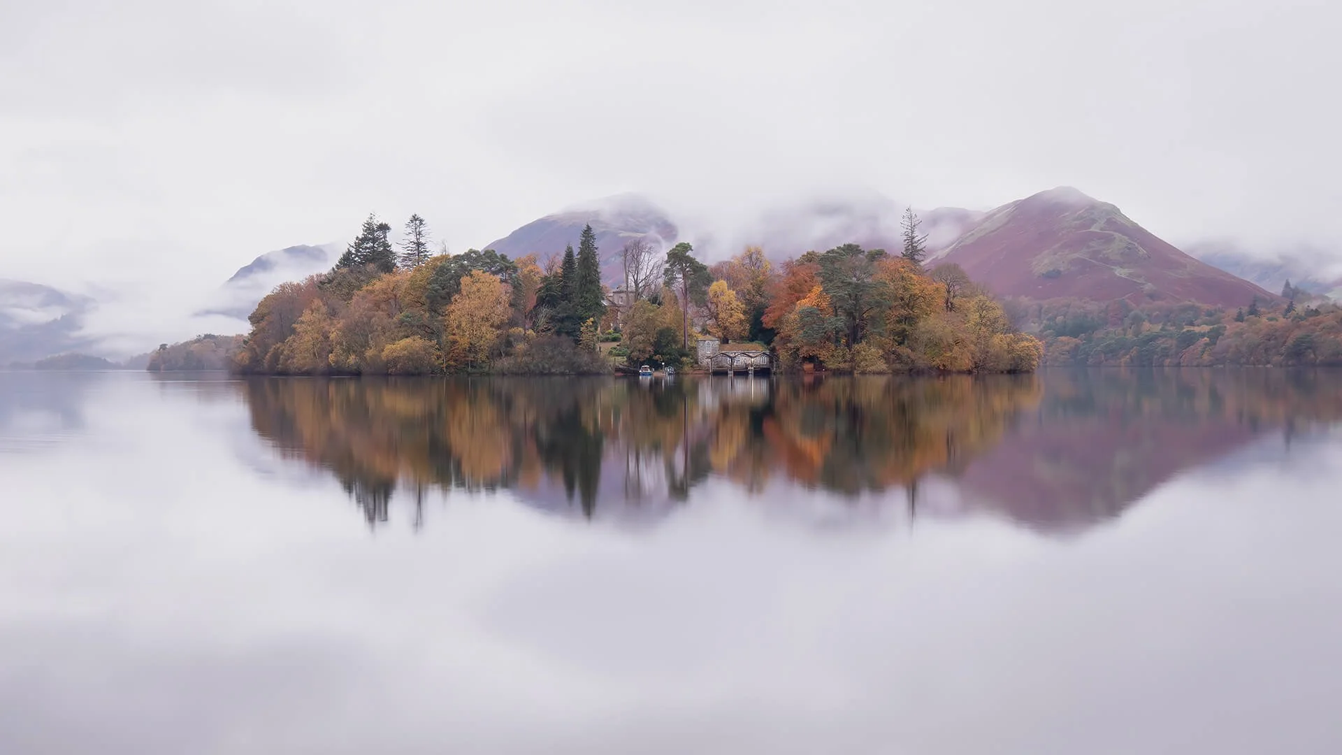 HC Derwent Island By Robert Harvey