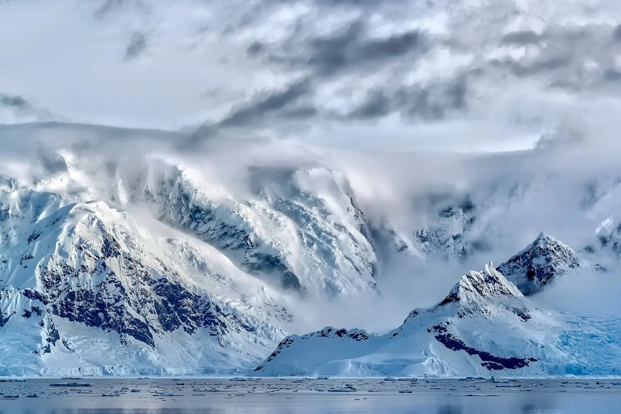 Antarctica+Mountains.jpg