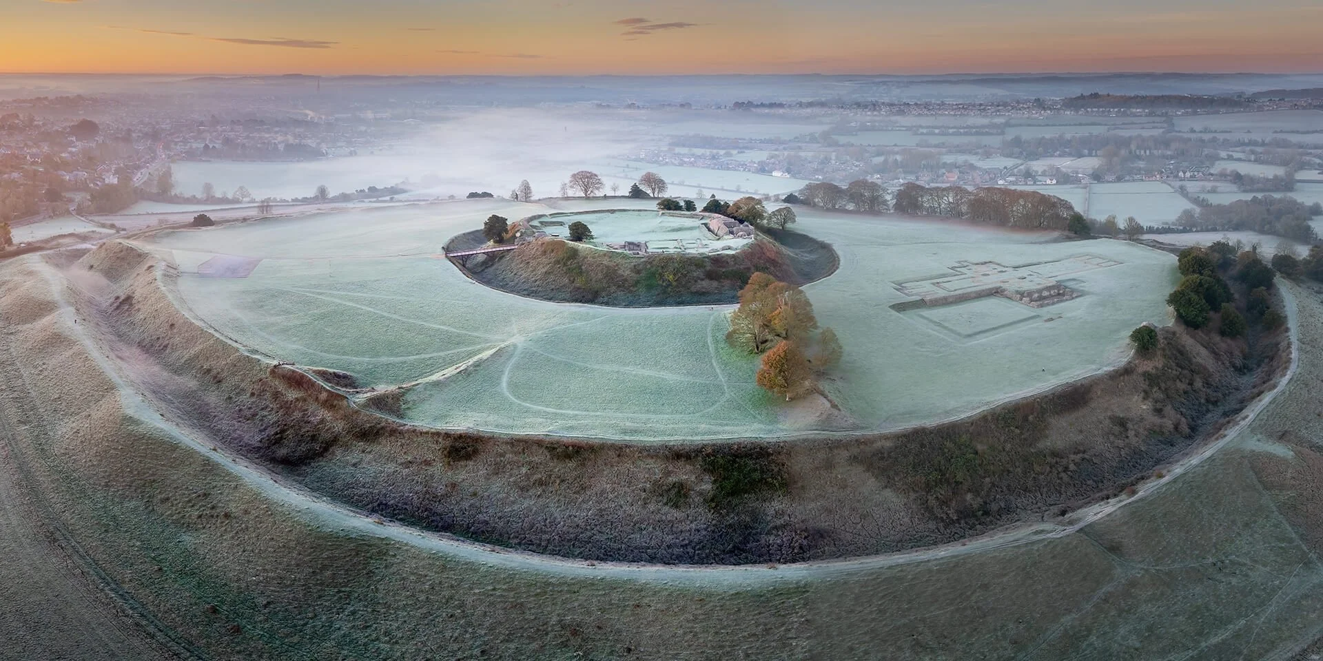 HC Old Sarum by Robert Harvey
