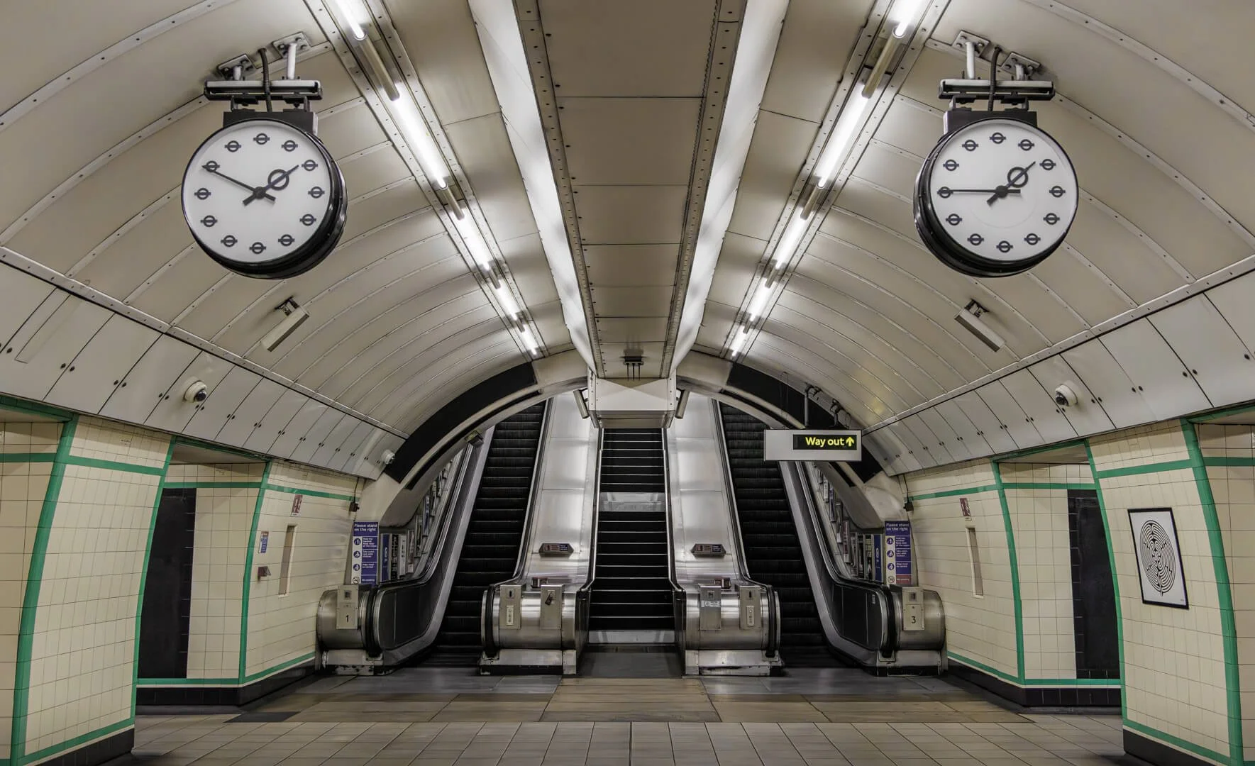 Hc 4 Minutes Early or 4 Minutes Late by Bridget Codrington