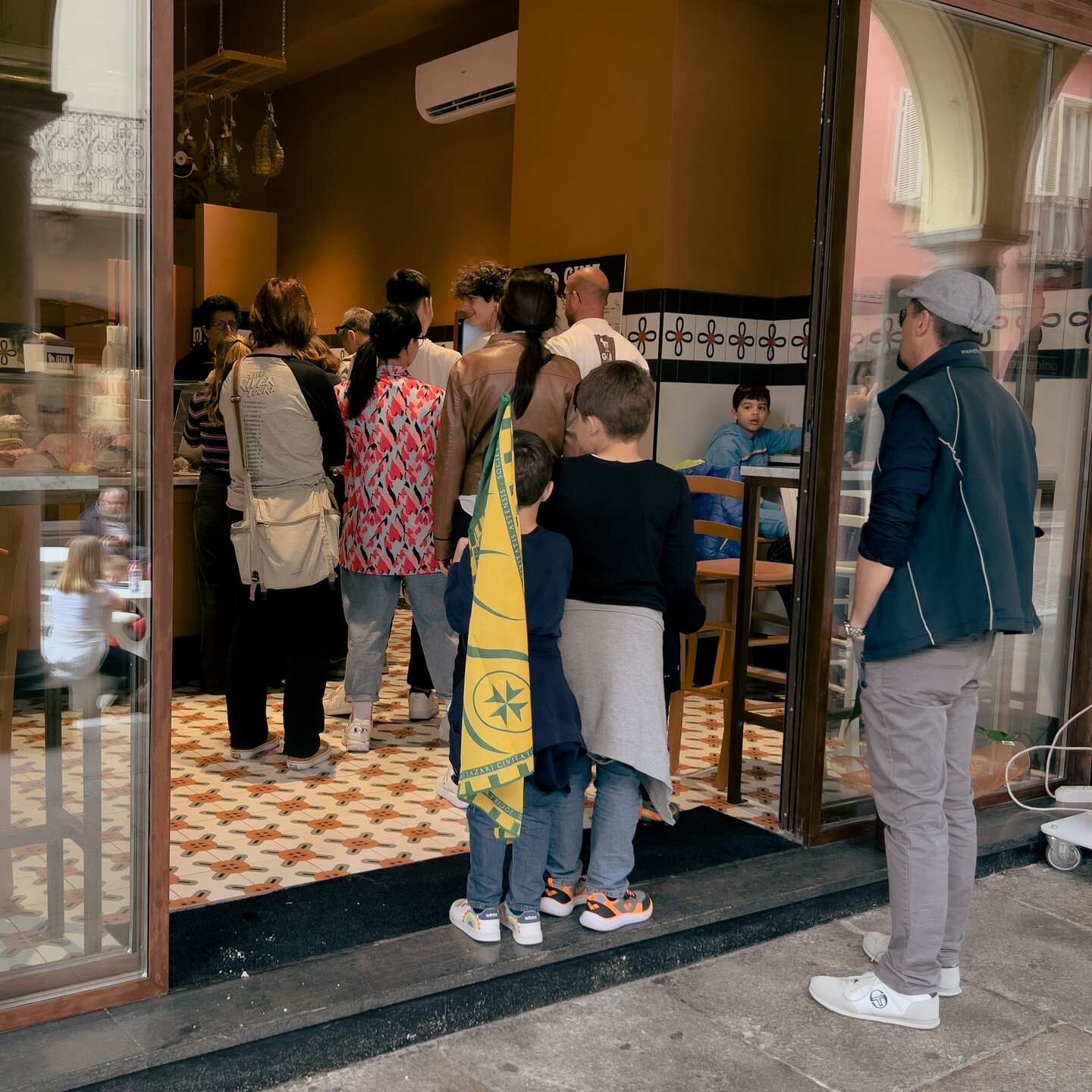 Che successo il nuovo Store di Gina!😍

&bull;

#asti #asticentro #viagobetti #gina #ginalapiadina #piadina #piada #piadinaromagnola #piadaromagnola #reels #astifood #pausapranzo #piadinaintegrale #food #foodporn #foodstagram #foodphotography #health