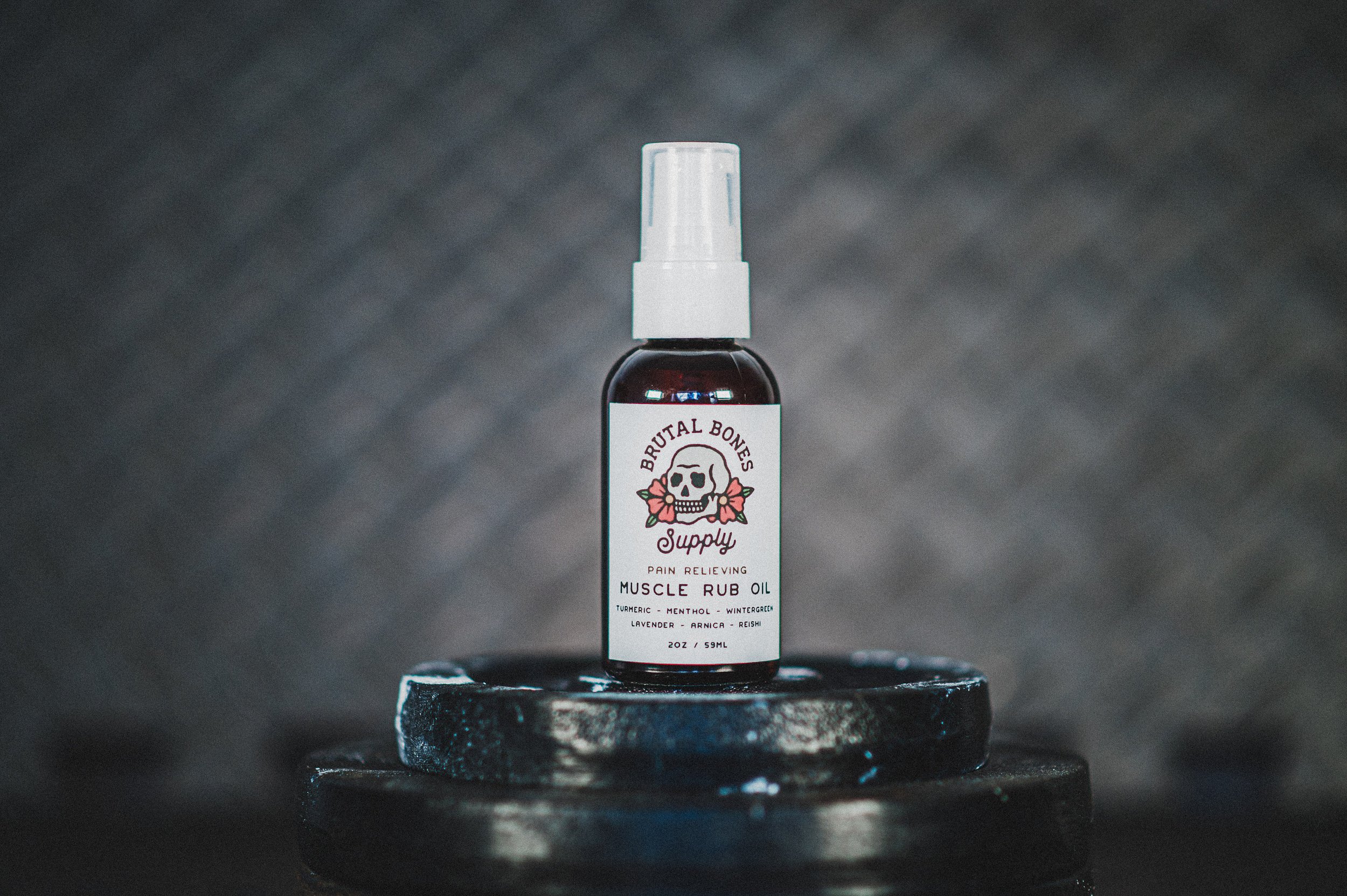 Vegan muscle cooling oil for crossfit