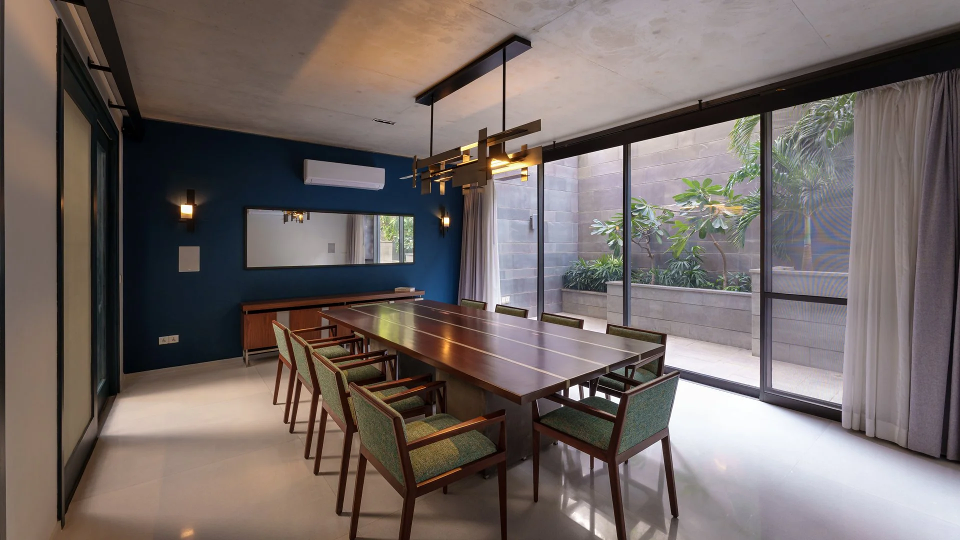 house-gl5.jpg