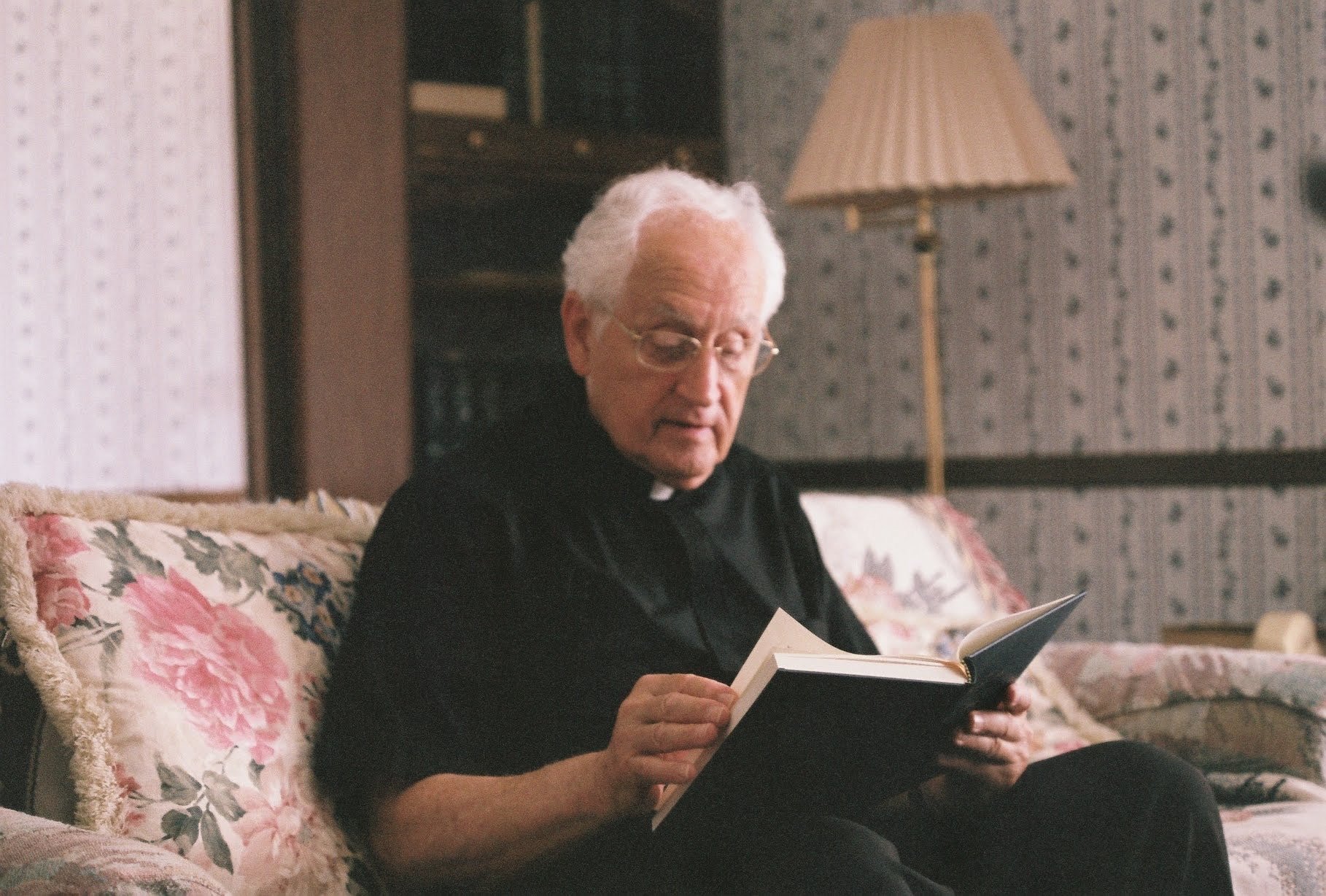 R1-06116-021A_Original.jpg