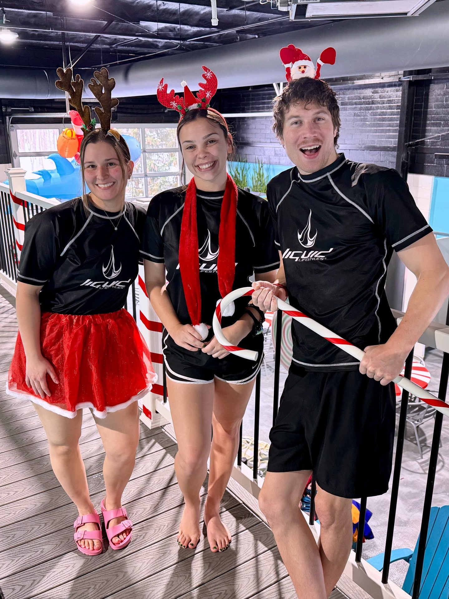 😍 Our coaches are bringing the cheer and embracing the festive fun &mdash; rocking holiday flair and making lessons extra special and full of Christmas spirit. 🎁❄️

#LiquidLifestyles #HolidaySpirit #CoachCheer #WinterWateryWonderland #SwimSmiles