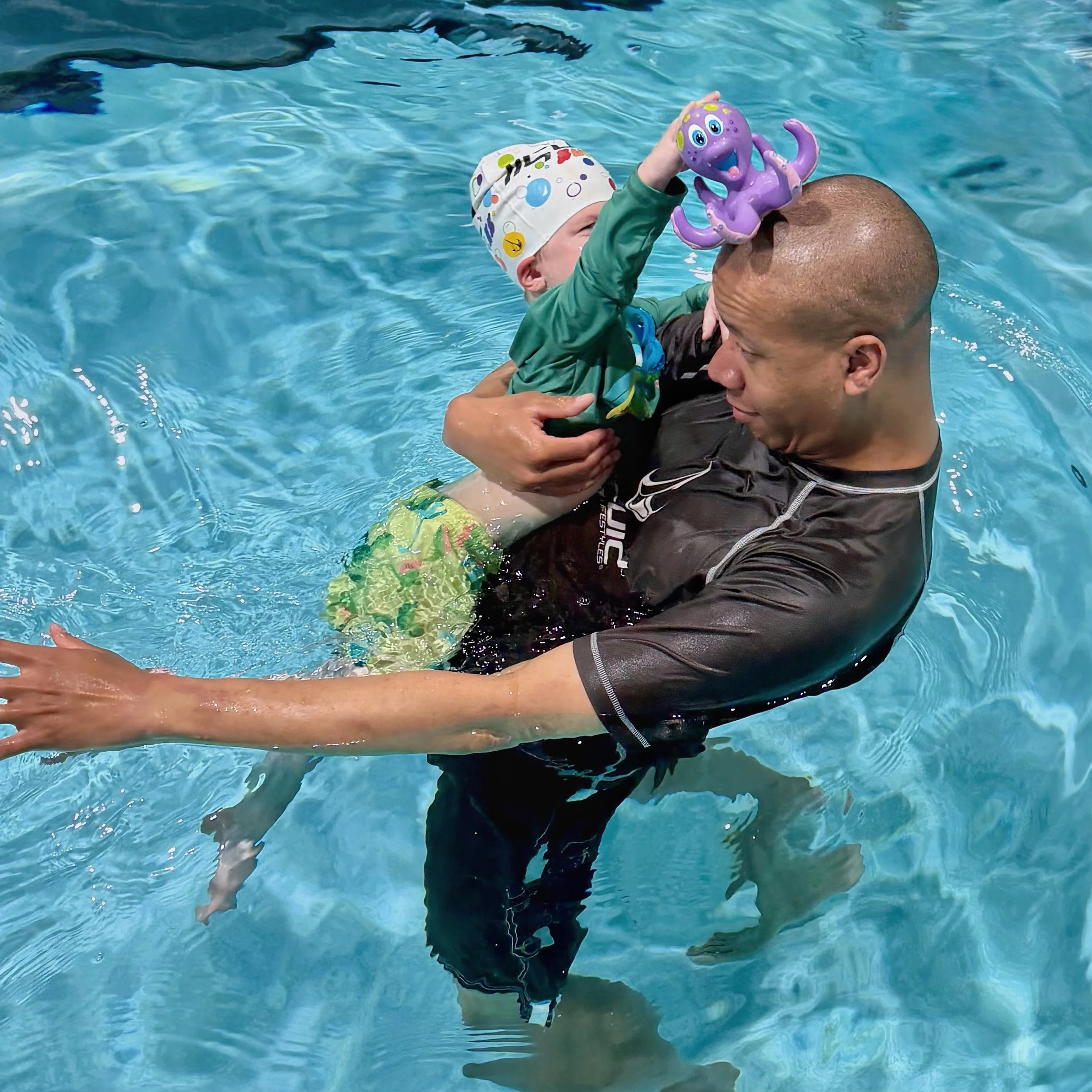 🐙💦 A little imagination, a lot of laughter, and one very important mission: balancing an octopus on Coach Ben&rsquo;s head. 😄

Although this little guy wasn&rsquo;t too excited about swim lessons at first, with consistency, patience, and positivit