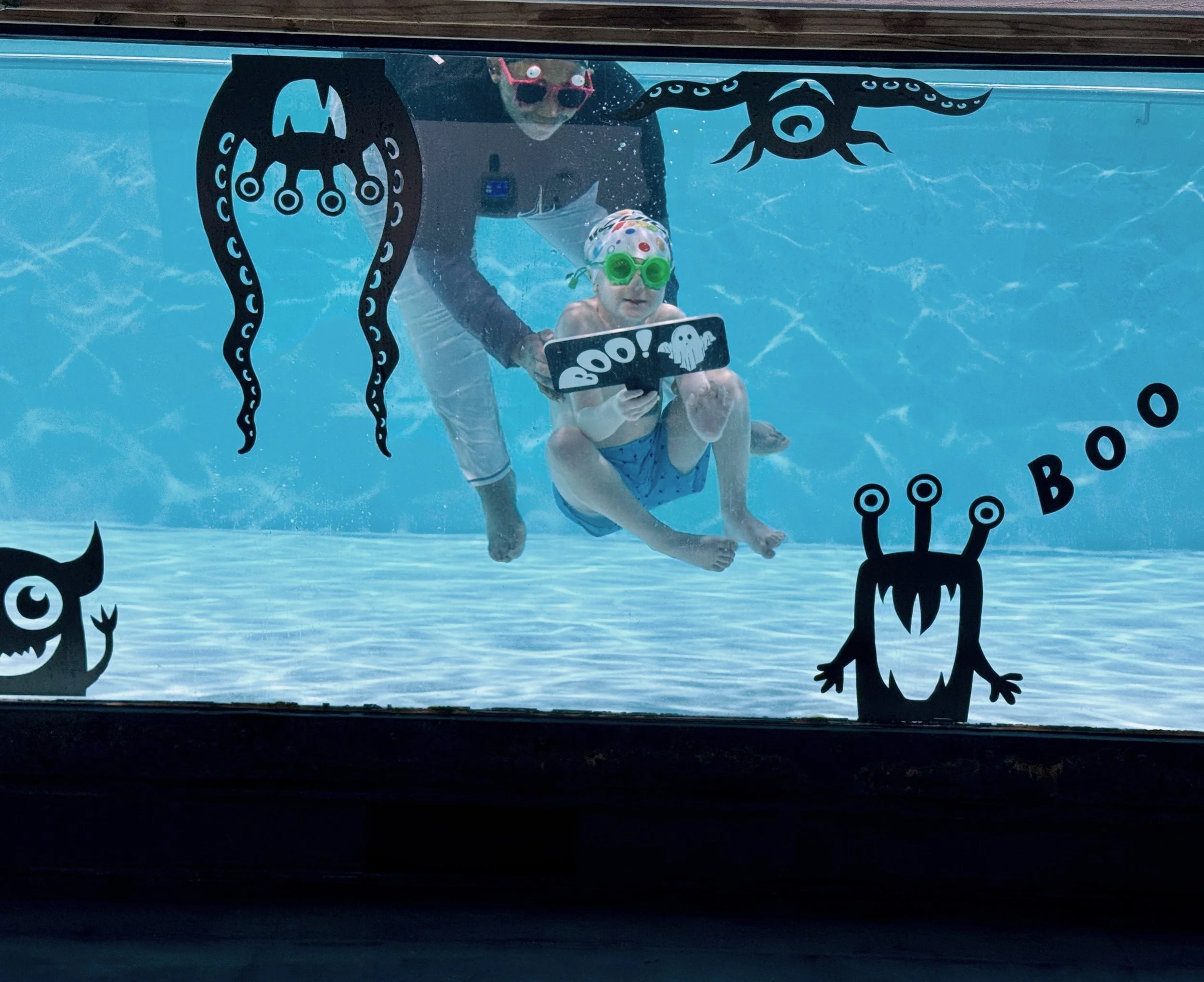 👻 BOO! 👀🎃💦

Our little swimmers are having a SPOOKTACULAR time with all the Halloween props and underwater surprises during Spooky Swim Week! 🦇🧡

📸 Parents, keep those photos coming! We LOVE seeing your little ghosts and goblins having fun! Ke