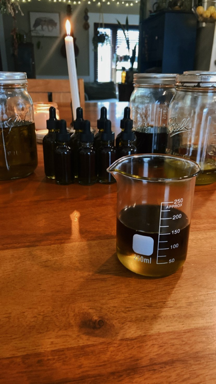 Lymphatic oil with yarrow, burdock, calendula, and frankincense for detoxification, lymphatic support, and skin nourishment