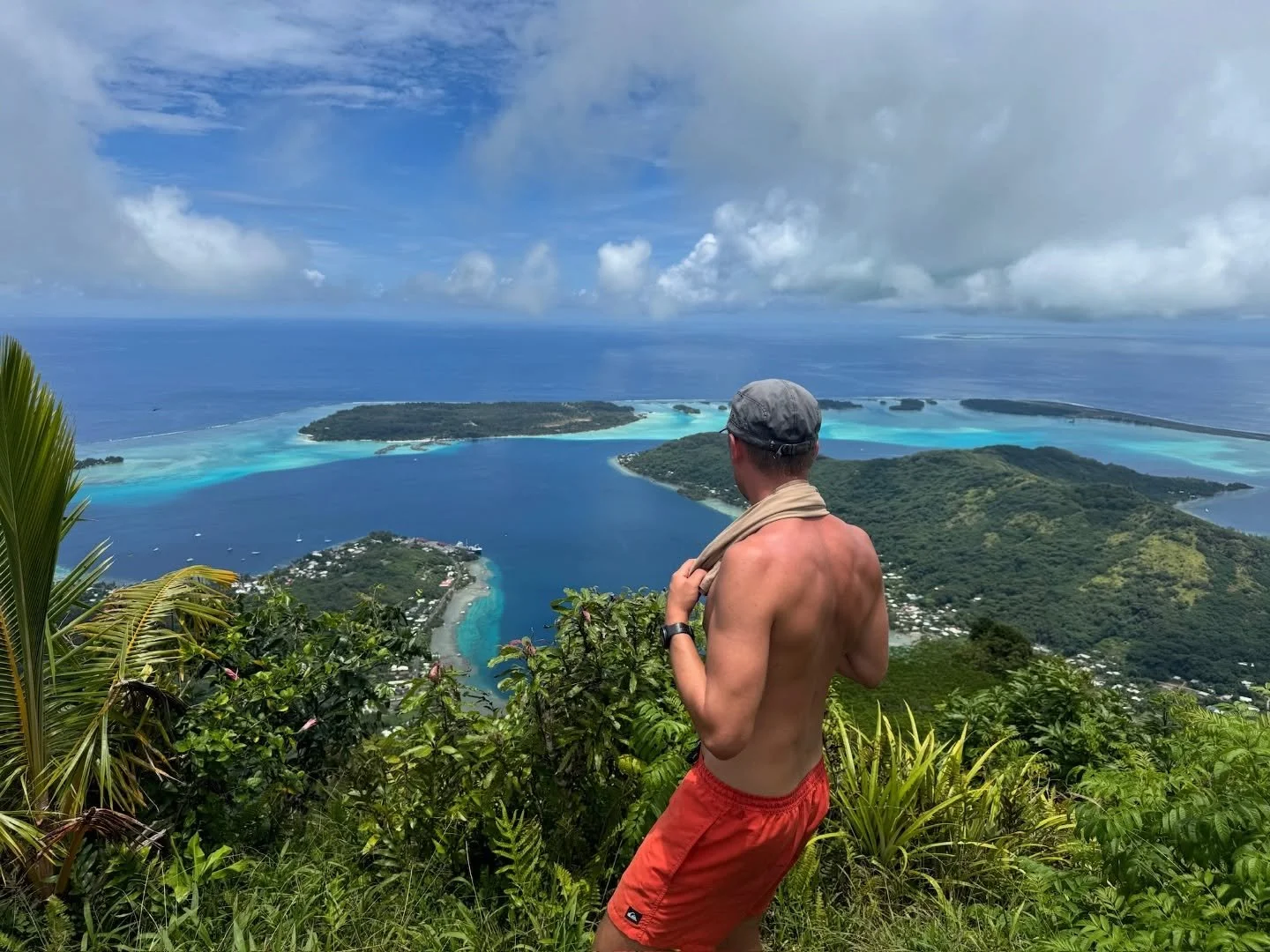 II HIKING II

Som i sikkert har set p&aring; vores Instagram, nyder vi at tage p&aring; hikes, n&aring;r muligheden byder sig. Det er en genial m&aring;de at f&aring; set &oslash;en p&aring; - og s&aring; er det godt at f&aring; r&oslash;rt sig lidt,