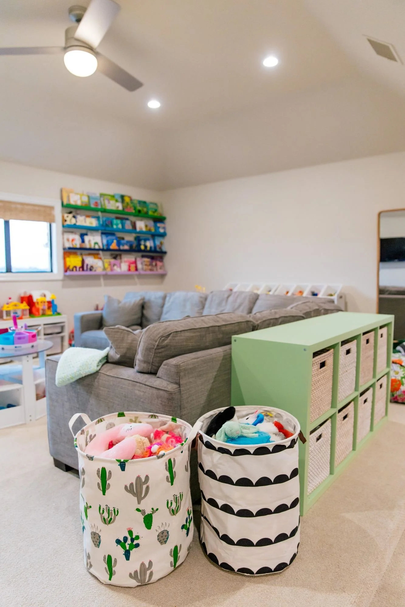 playroom-plush-toy-baskets-cube-storage.jpg