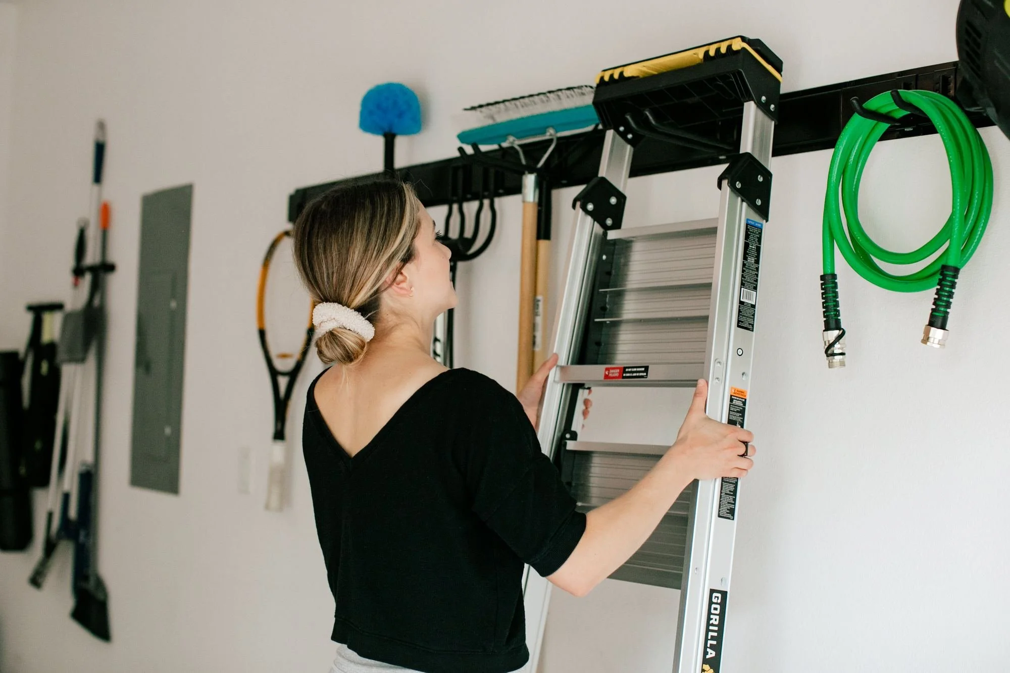 hannah-goetz-garage-wall-storage-ladder.jpg
