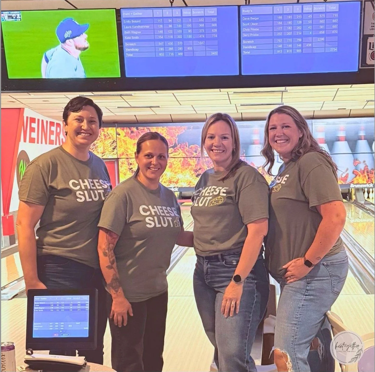 Striking up some fun with our sponsored bowling crew at All Star Lanes! 🎳 🙌

#HuntAndGatherGrazing #Charcuterie #SmallBusiness #DowntownLaCrosse