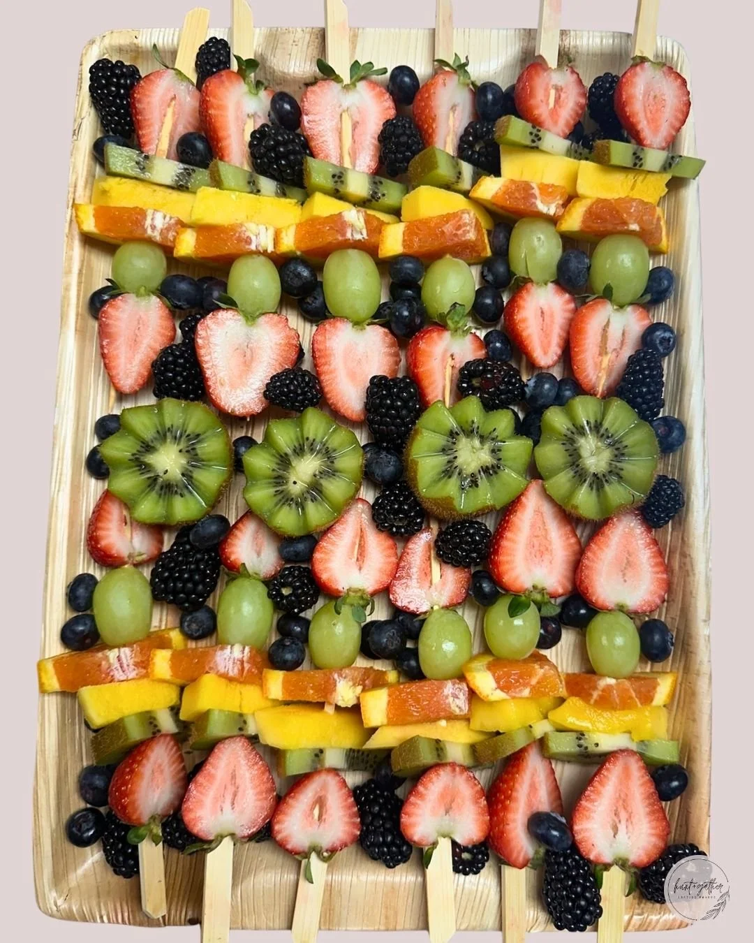 Stick with us&mdash; kabob game is strong 💪🍓🥝

#HuntAndGatherGrazing #Charcuterie #SmallBusiness #DowntownLaCrosse