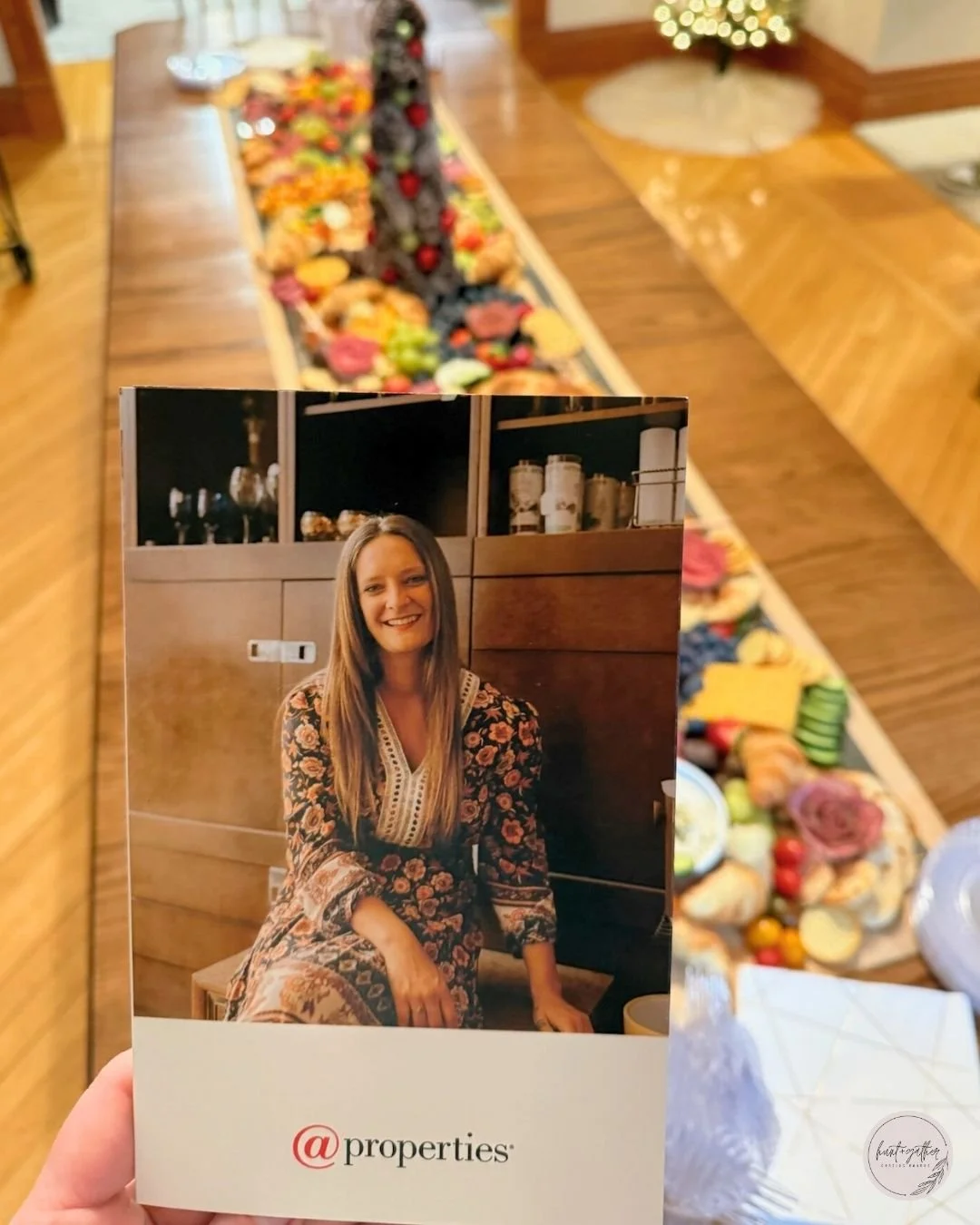 A festive grazing table setup for the @alyandersonrealestate Christmas Classic! Holiday hosting at its finest ✨🎁

Interested in a setup at your next event? Visit huntandgathergrazing.com/inquire

 #HuntAndGatherGrazing #Charcuterie #EventSetups #Sma