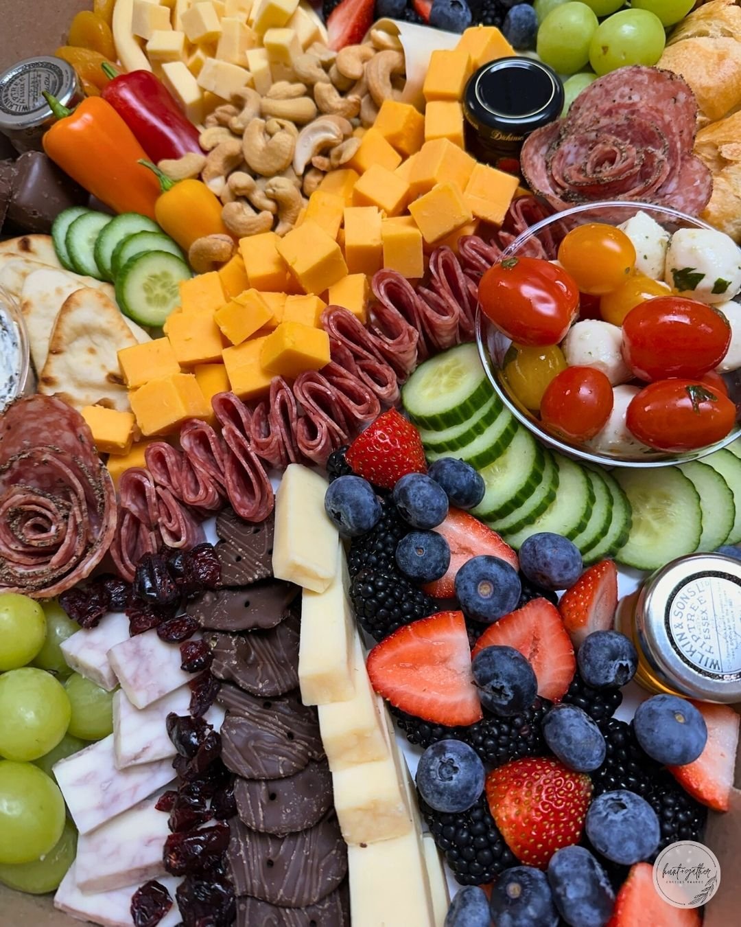 Mondays are better when there&rsquo;s a board involved. Bring on the week! 

#HuntAndGatherGrazing #Charcuterie #SmallBusiness #DowntownLaCrosse