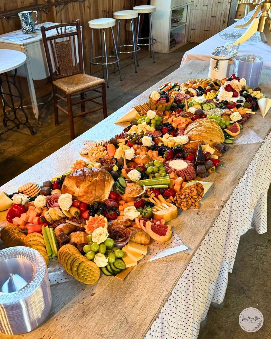 🍇 Event Setups 🧀 Did you know we can customize items to your celebration? Let us know in the notes of your inquiry form what you are celebrating, and we can work to make magic happen!

Interested in a setup at your next gathering? Visit huntandgath