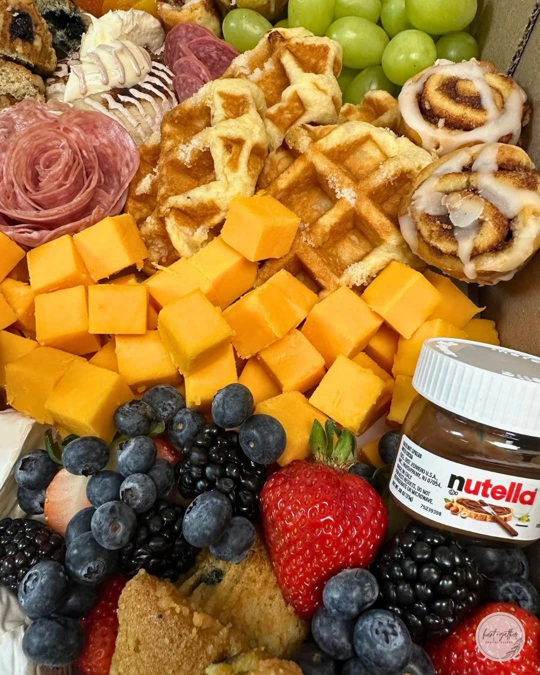 Brunch magic, up close 🧇✨

#HuntAndGatherGrazing #Charcuterie #BrunchBoard #SmallBusiness #DowntownLaCrosse