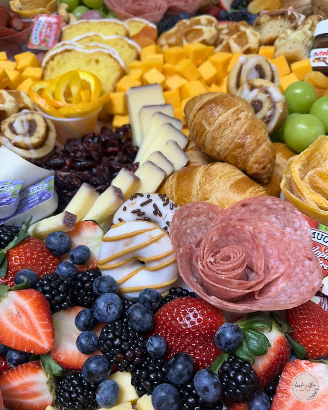 Because every day is a brunch day 🥯🍓

#HuntAndGatherGrazing #Charcuterie #BrunchBoard #SmallBusiness #DowntownLaCrosse