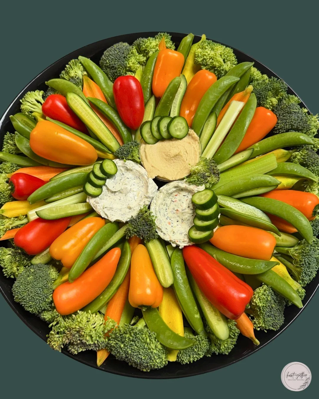Keeping it fresh over here! 🥒🫑🥦

#HuntAndGatherGrazing #Charcuterie #Crudit&eacute;s #SmallBusiness #DowntownLaCrosse