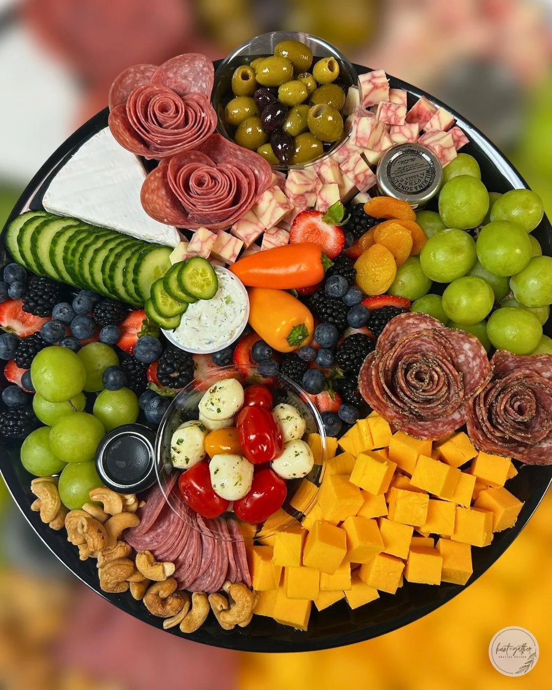 Good things come in circles 😋🧀

#HuntAndGatherGrazing #Charcuterie #SmallBusiness #DowntownLaCrosse