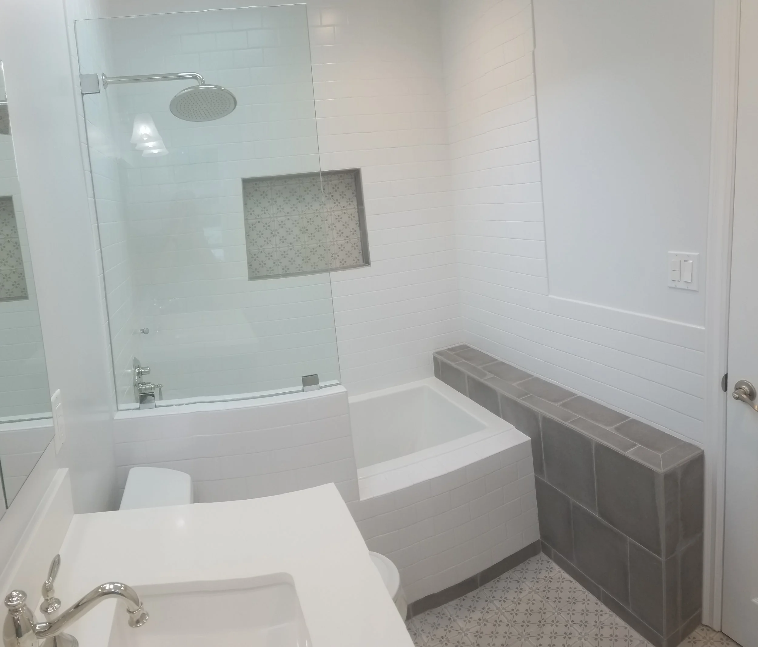 Full Bathroom Remodel - Westchester ??? MDQ Custom Construction, Inc.