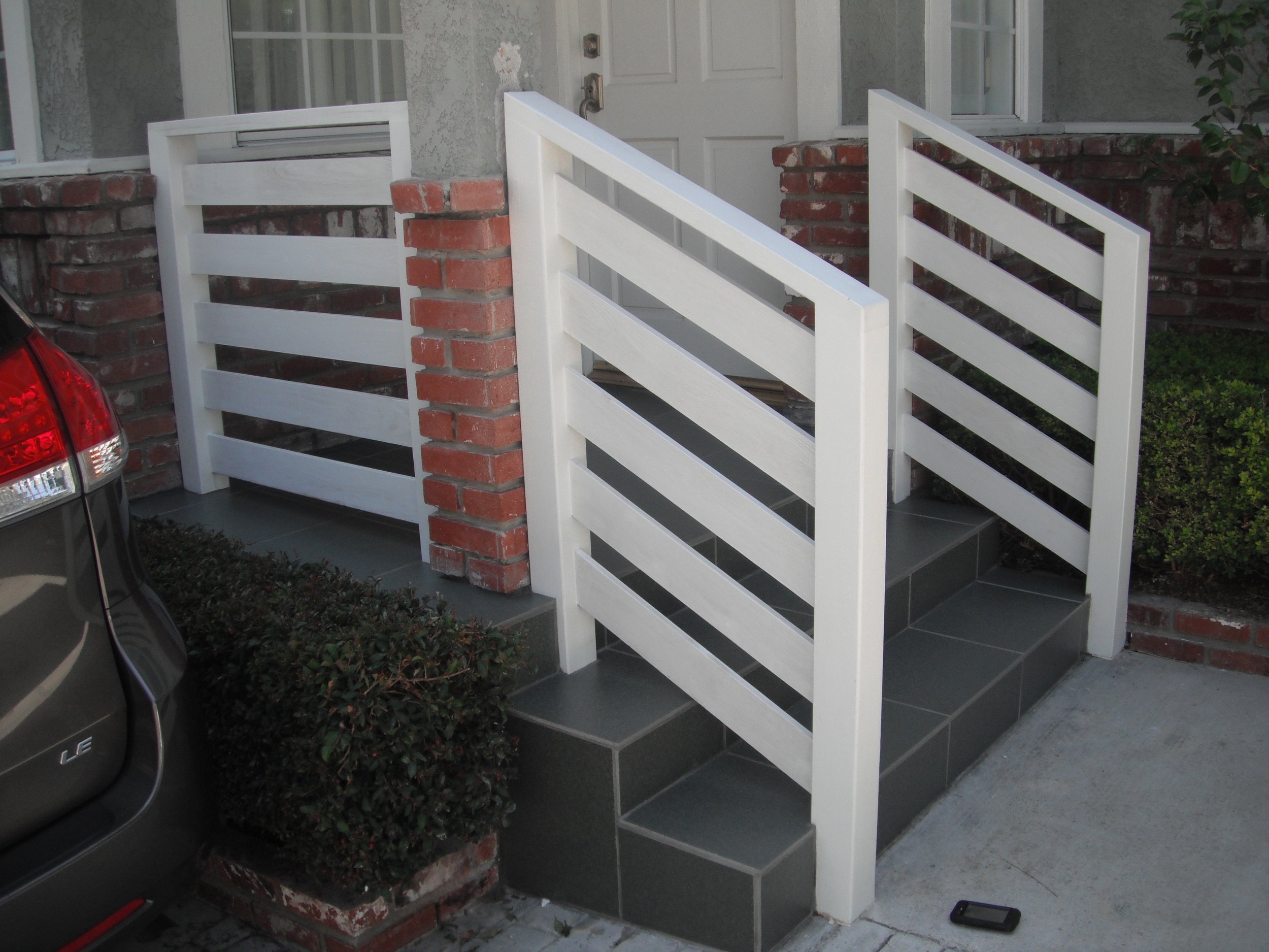 Entry Landing & Handrail - Redondo Beach — MDQ Custom Construction, Inc.