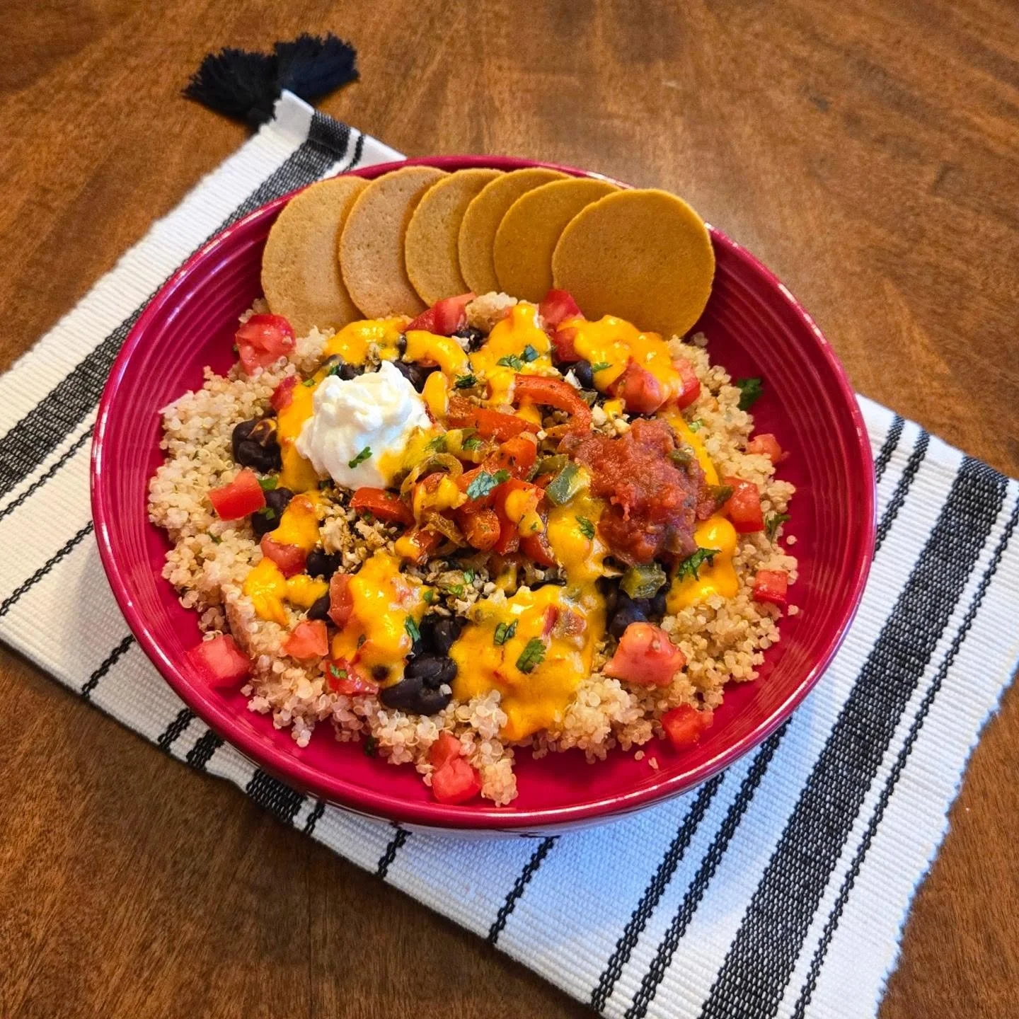 Spicy Veggie &amp; Quinoa Bowl 

This week's veggie bowl is packed with fiber and flavor. We have at least one bowl a week and toss in all the veggies on hand paired with a grain and dip. It's a great way to clean the fridge and make a quick, filling
