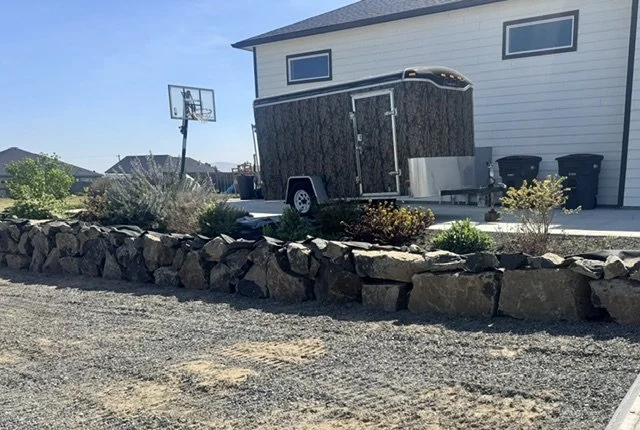 Rock wall installation in Tri-Cities, WA