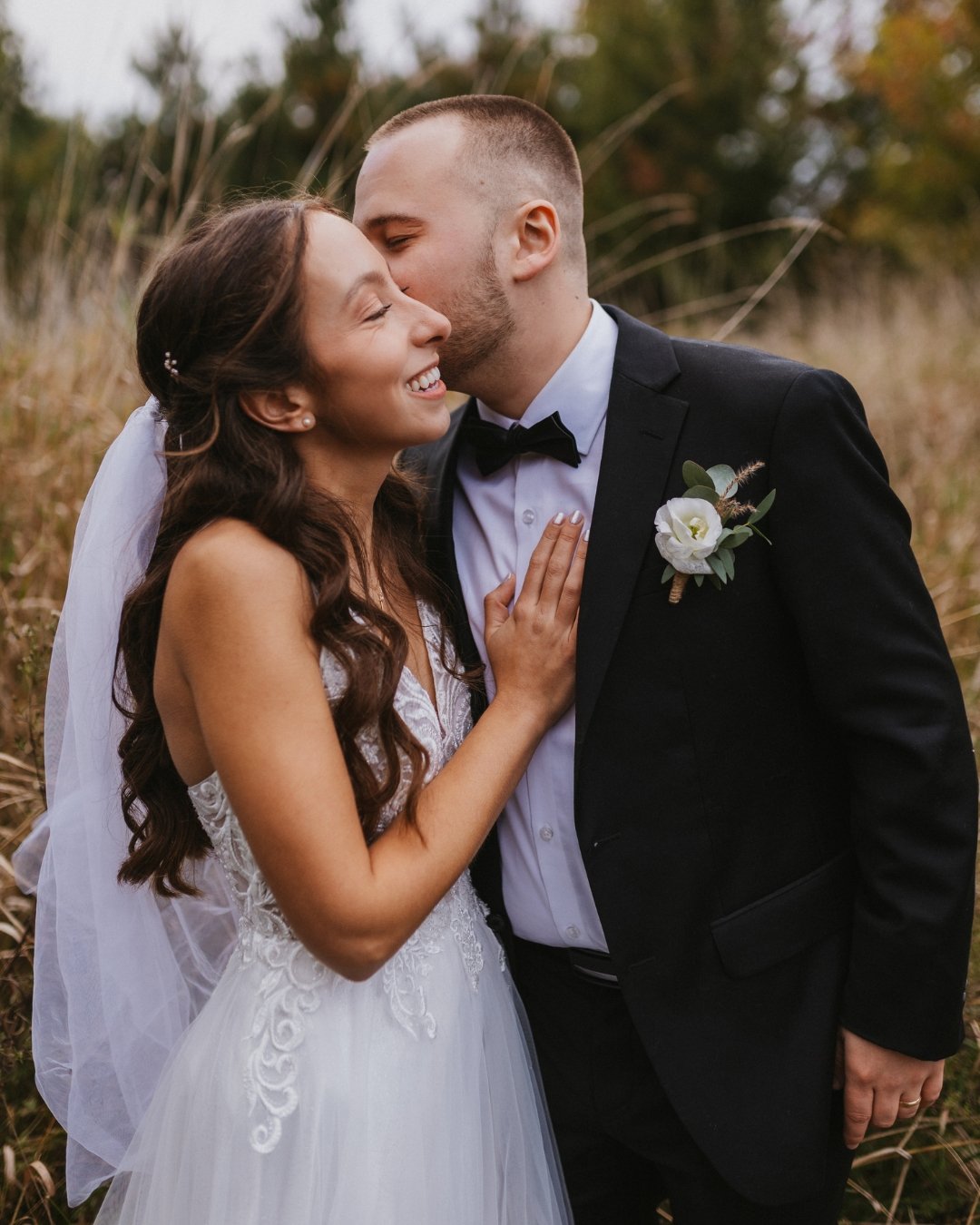 Le magnifique mariage d'Antoine et Naomi. 🤩 Il faisait vraiment pas chaud 🥶, mais &ccedil;a a valu amplement la peine pour les photos! 💛

Il me reste quelques disponibilit&eacute;s pour des mariages en 2025. Si tu souhaites toi aussi immortaliser 