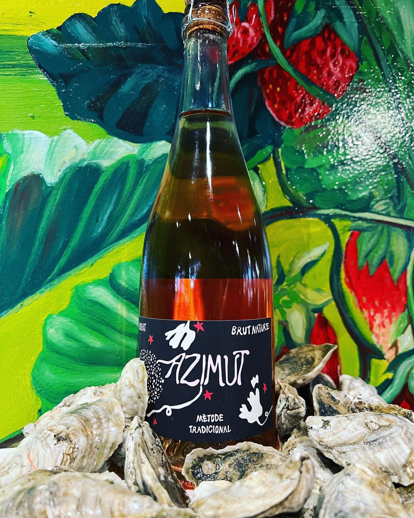 Cava and oysters, a perfect match. We&rsquo;re shucking 5-8:30 and we will have plenty of oysters all night long. 

#oysters #bubbles #roc #rocfoodies