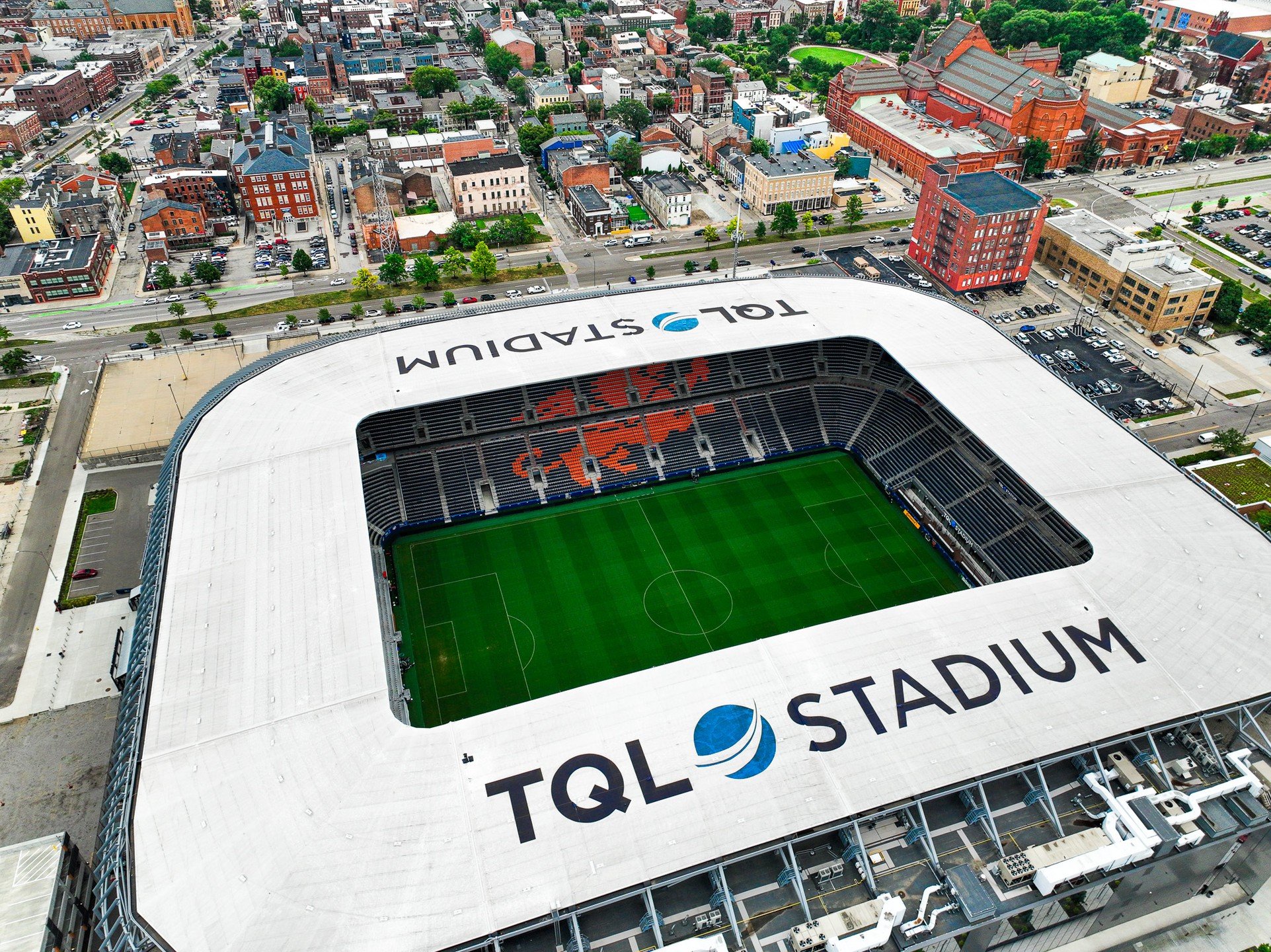 FC Cincy Stadium from above! ⚽🚁

#drone #dronephotography #dronestagram #photography #aerialphotography #ohiosmallbusiness #cincy #droneviews