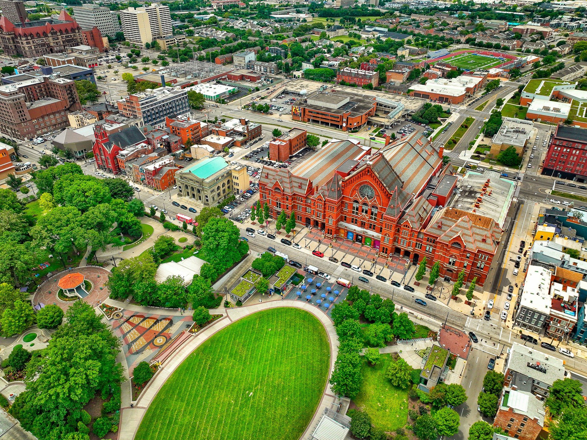 Washington Park, Cincinnati 🚁📸

#drone #dronephotography #dronestagram #photography #aerialphotography #ohiosmallbusiness #cincy #droneviews