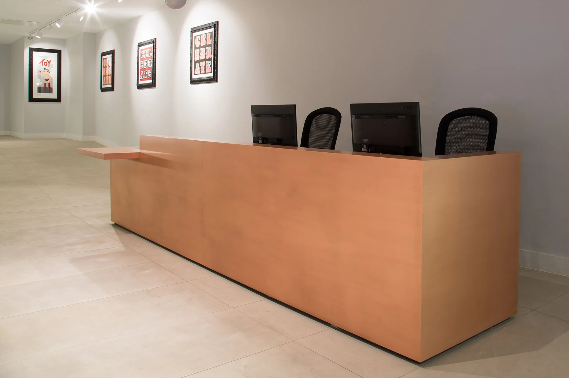 Green_Dragon_House_Copper_Modular_Reception_Desk.jpg