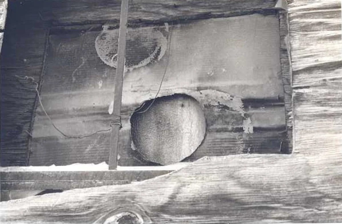 boarded window photo.jpg