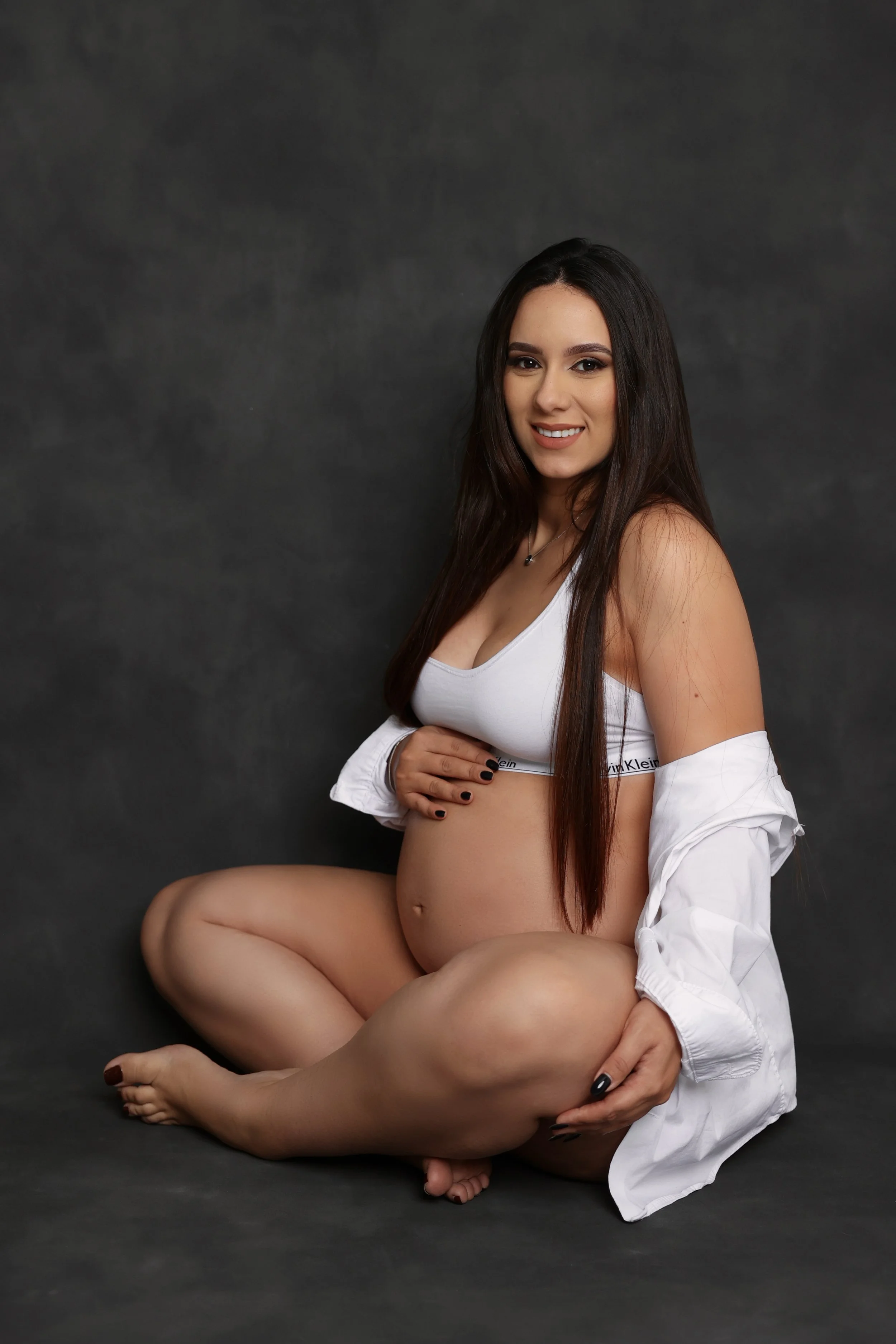 Professional Maternity studio session in Florida