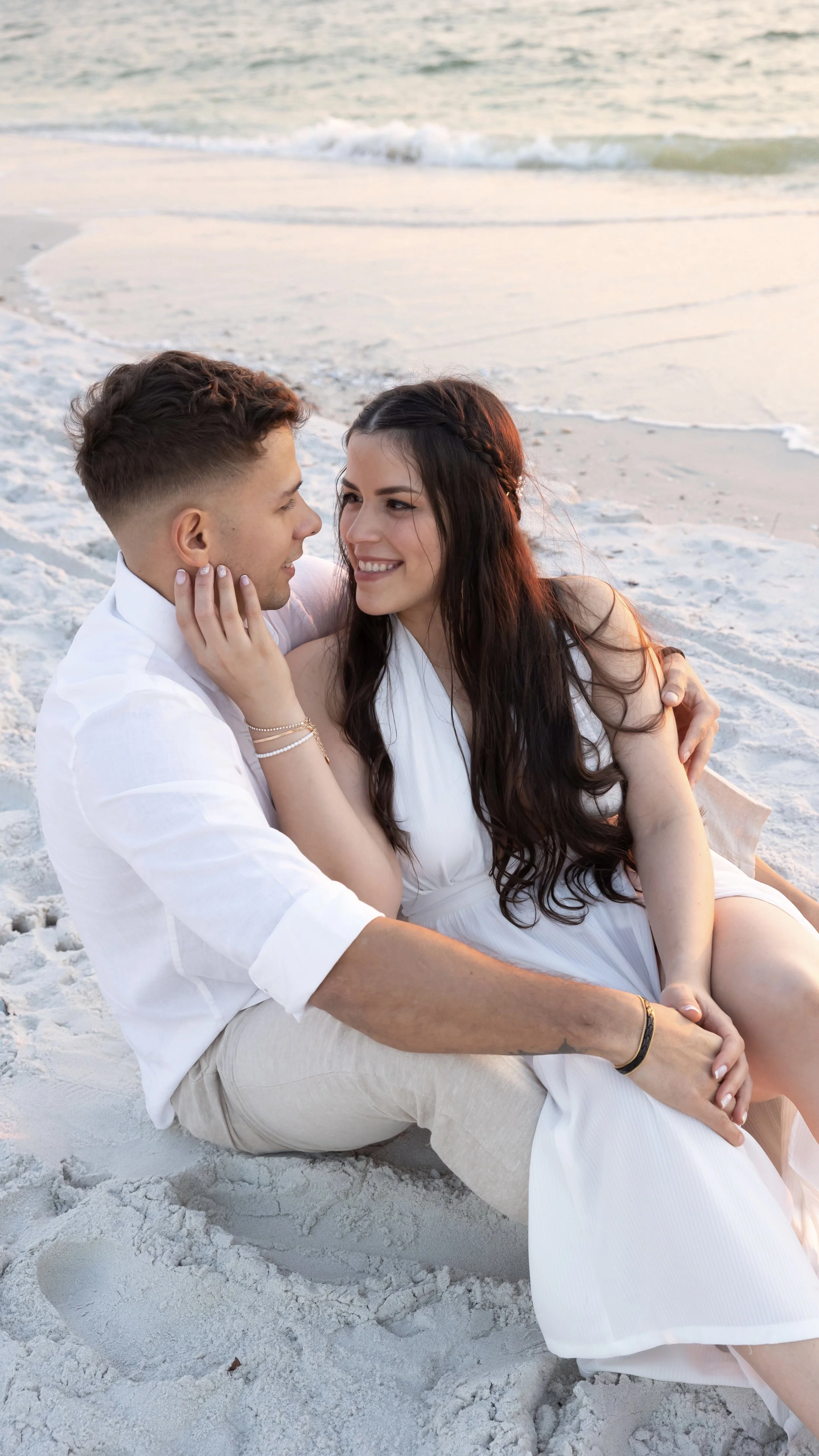 Professional couples session on the beac of South Florida by Claudia Sierra Photography