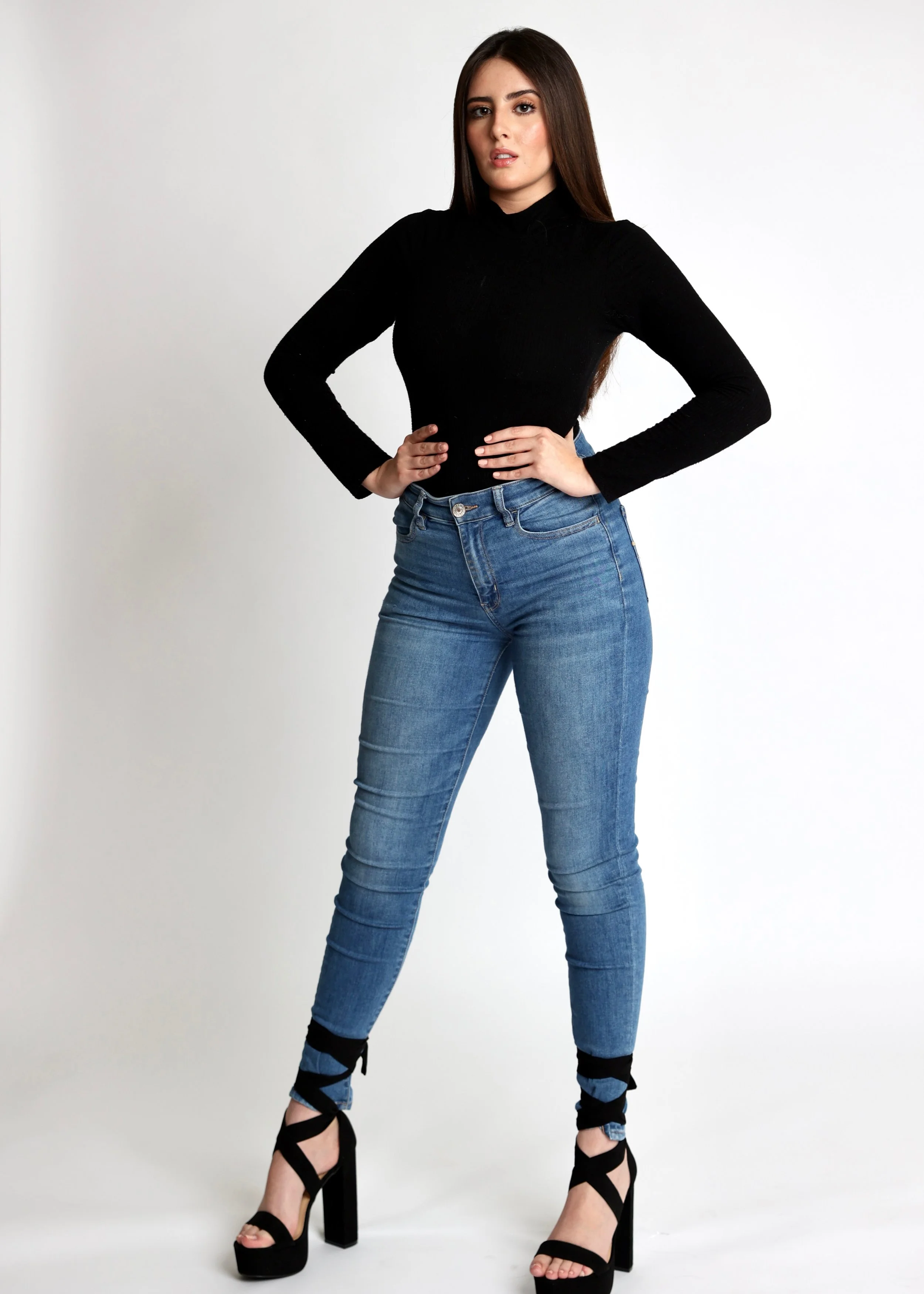 Professional headshots and personal branding photography in south Florida by Claudia Sierra photography