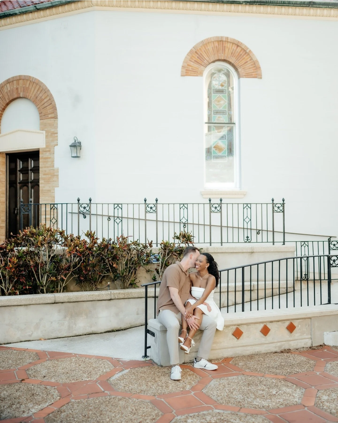 the kind of photos that feel like you🤍

As a Jacksonville photographer, my goal isn&rsquo;t just pretty pics&hellip;it&rsquo;s actually creating an experience where you feel comfortable + fully yourself in front of the camera. 

✨ Currently booking 