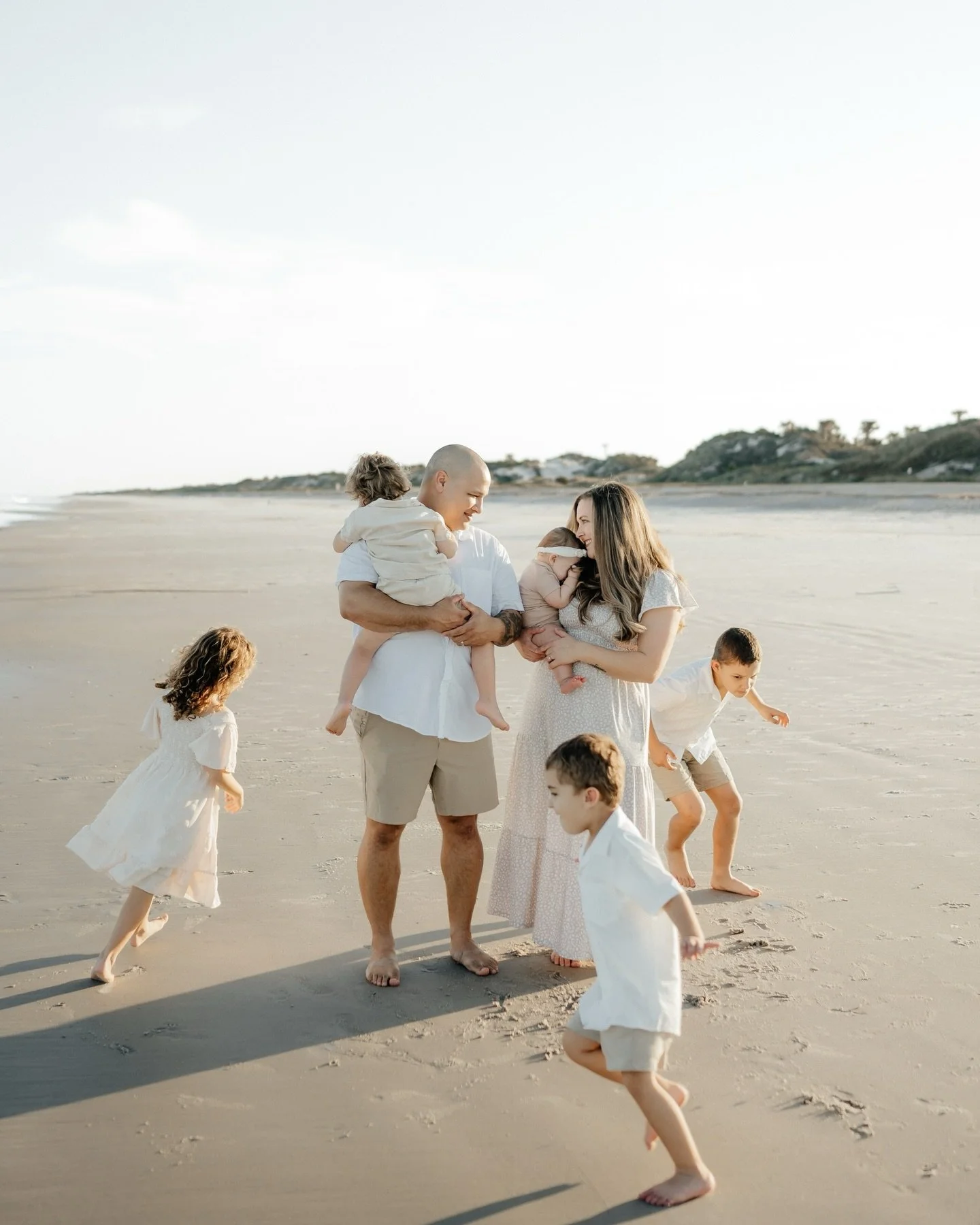 My goal during family sessions isn&rsquo;t to make everything perfectly posed (but yes we will still get that super cute smiling pic!!) it&rsquo;s to give you space to actually be together.&hellip; those are the photos that end up meaning the most ye