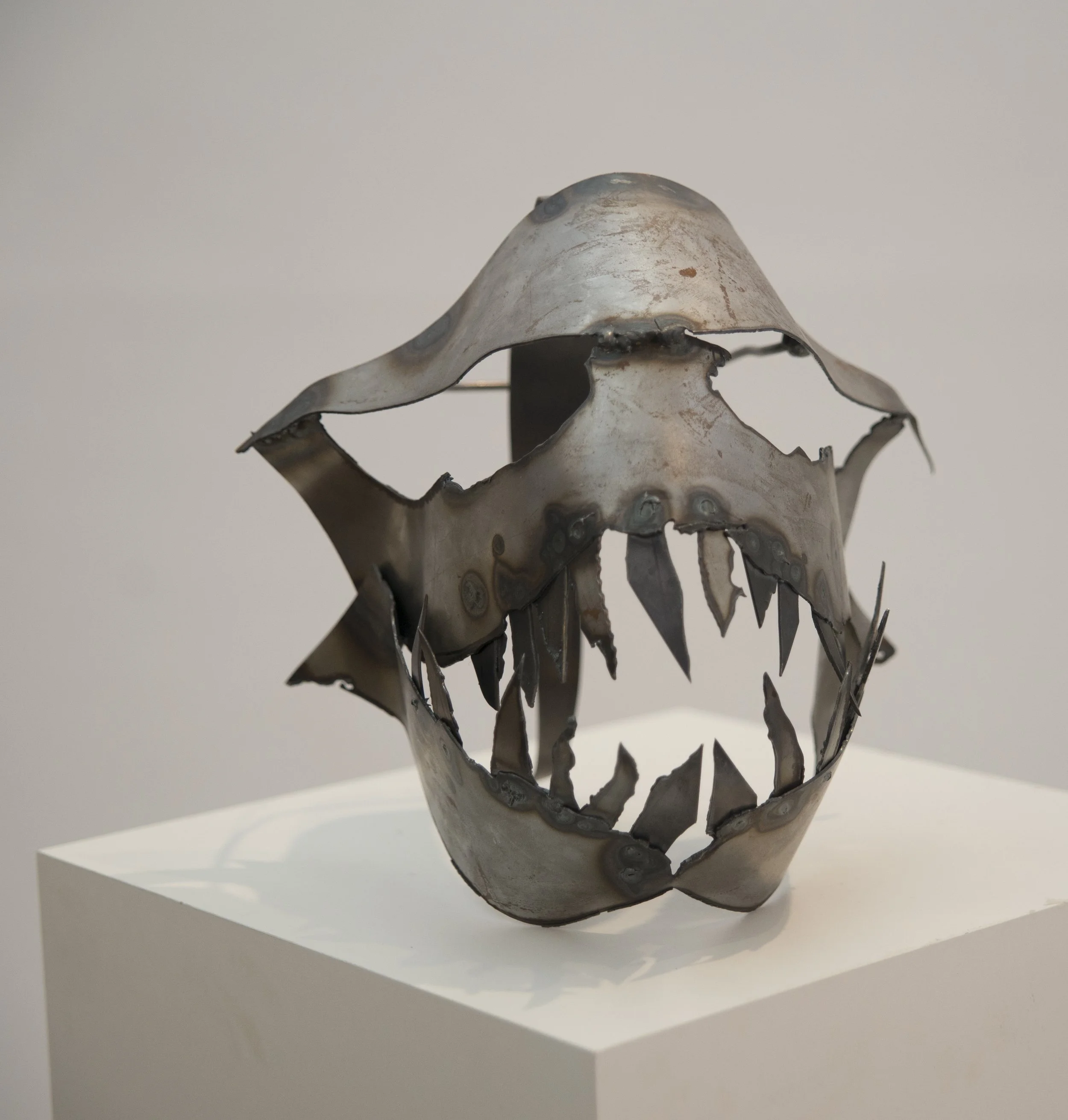 Trap Jaw
10" x 11" x 10"
Steel
2014