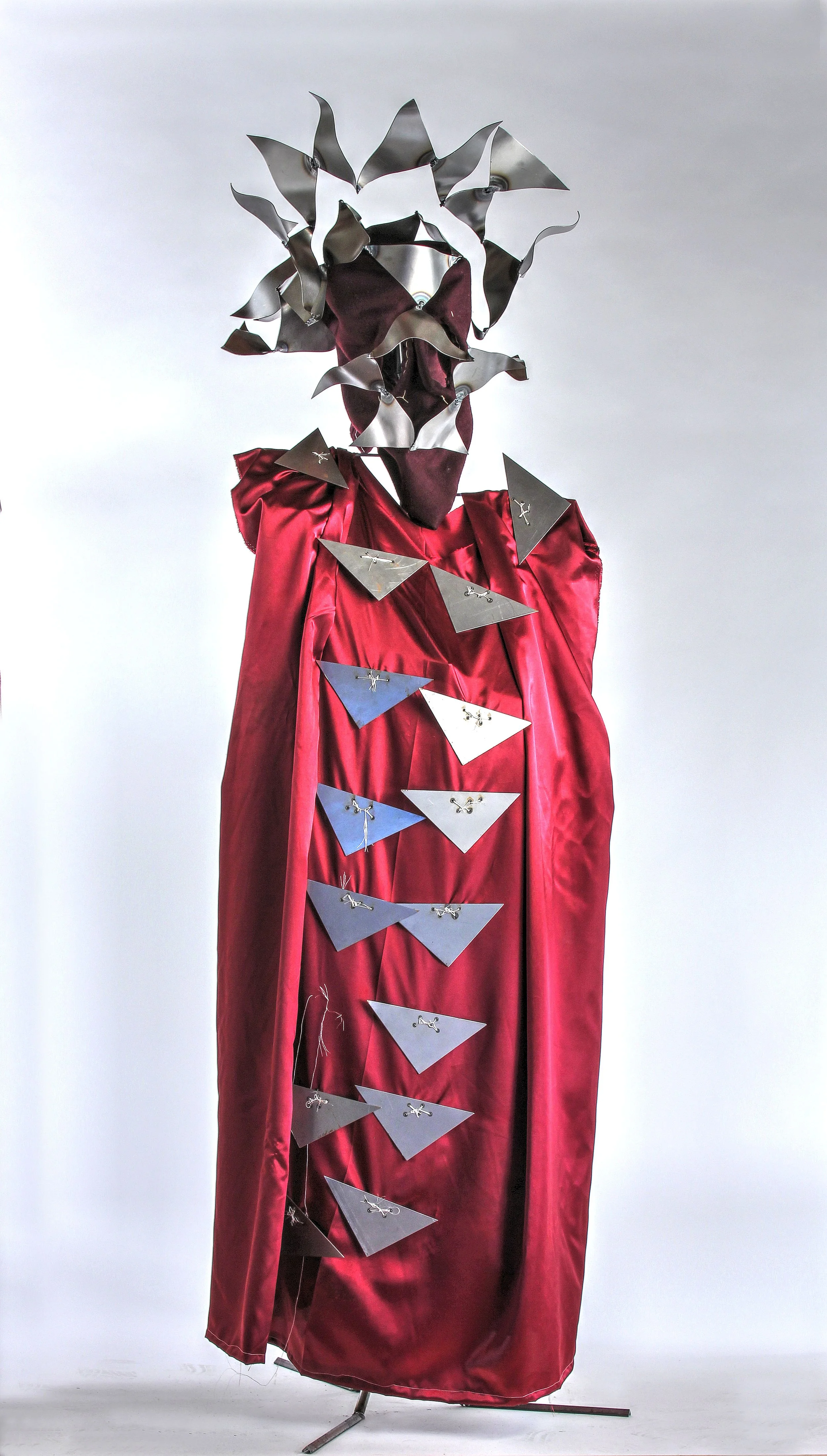 How's my Driving
2'6" x 6'6" x 2'6"
TIG-welded mild steel helmets, hand sewn fabric robes
2015