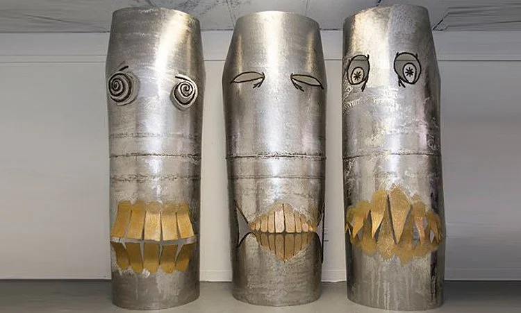 Totem
7' x 7'
Steel
2015