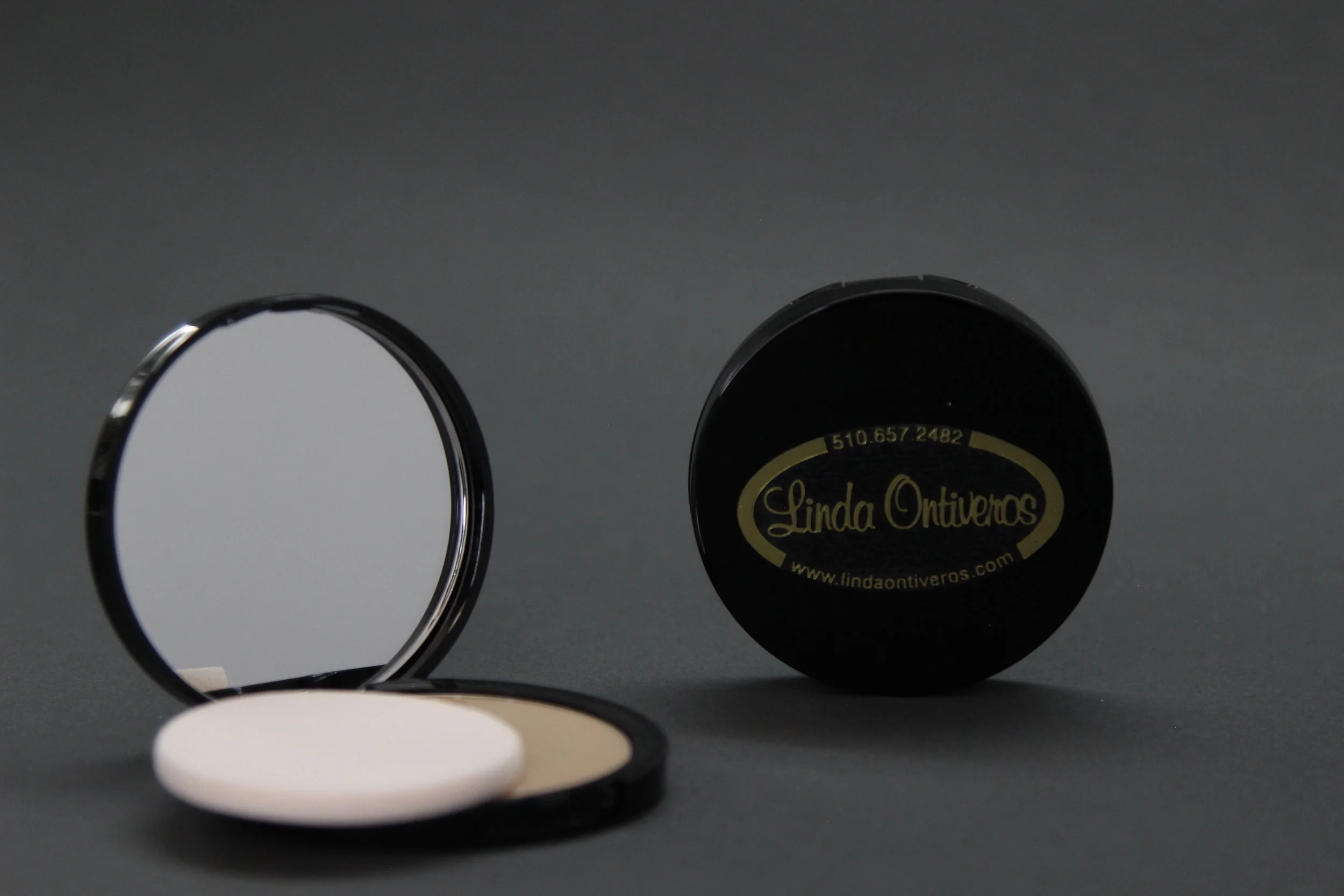 Dual-Activ Powder Foundation