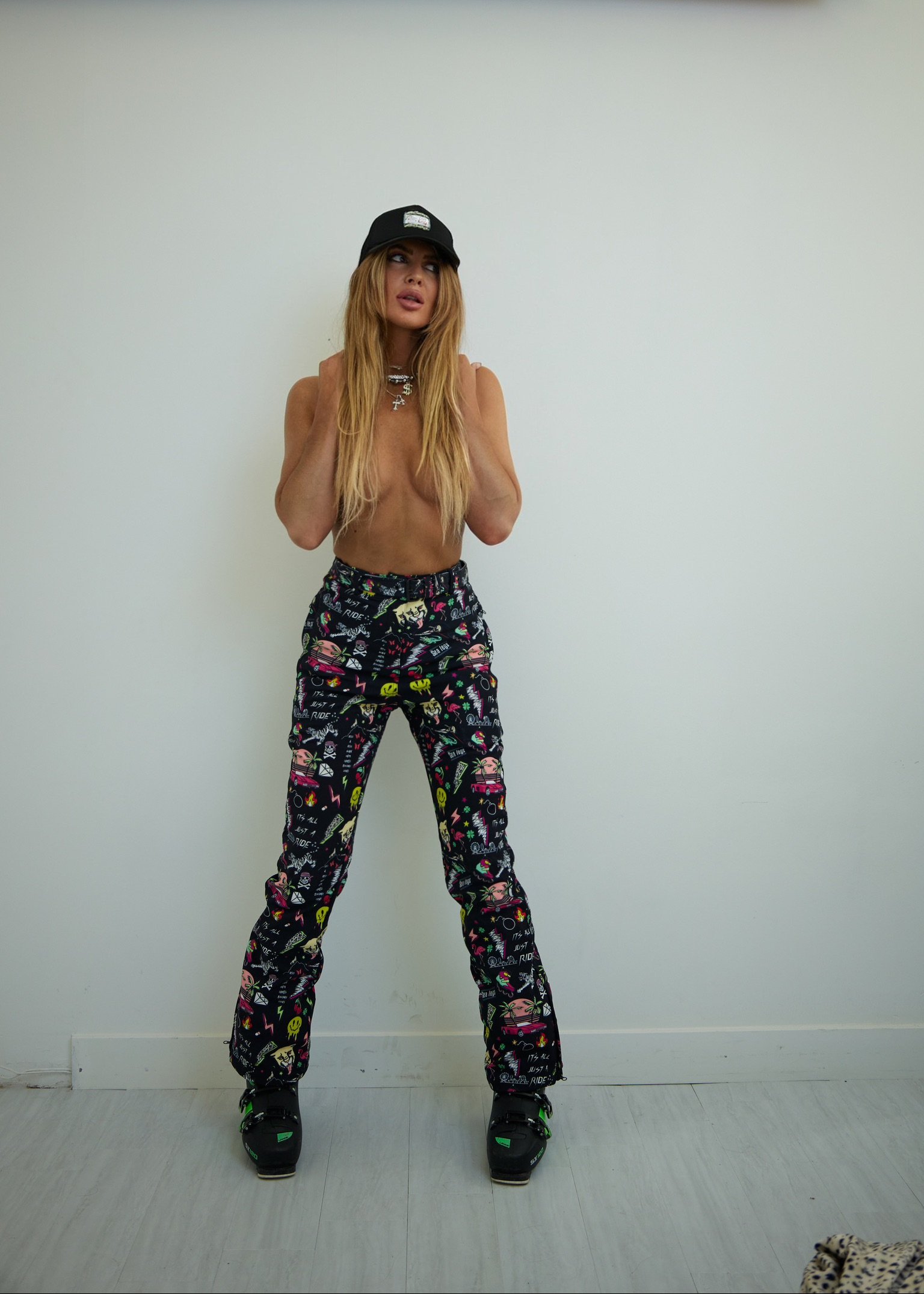 Facetune_23-04-2023-15-19-22.jpeg