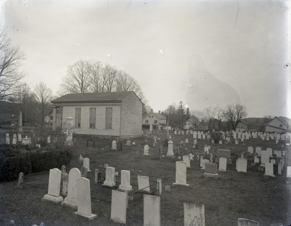 Ivandell Cemetery in 1907.jpg