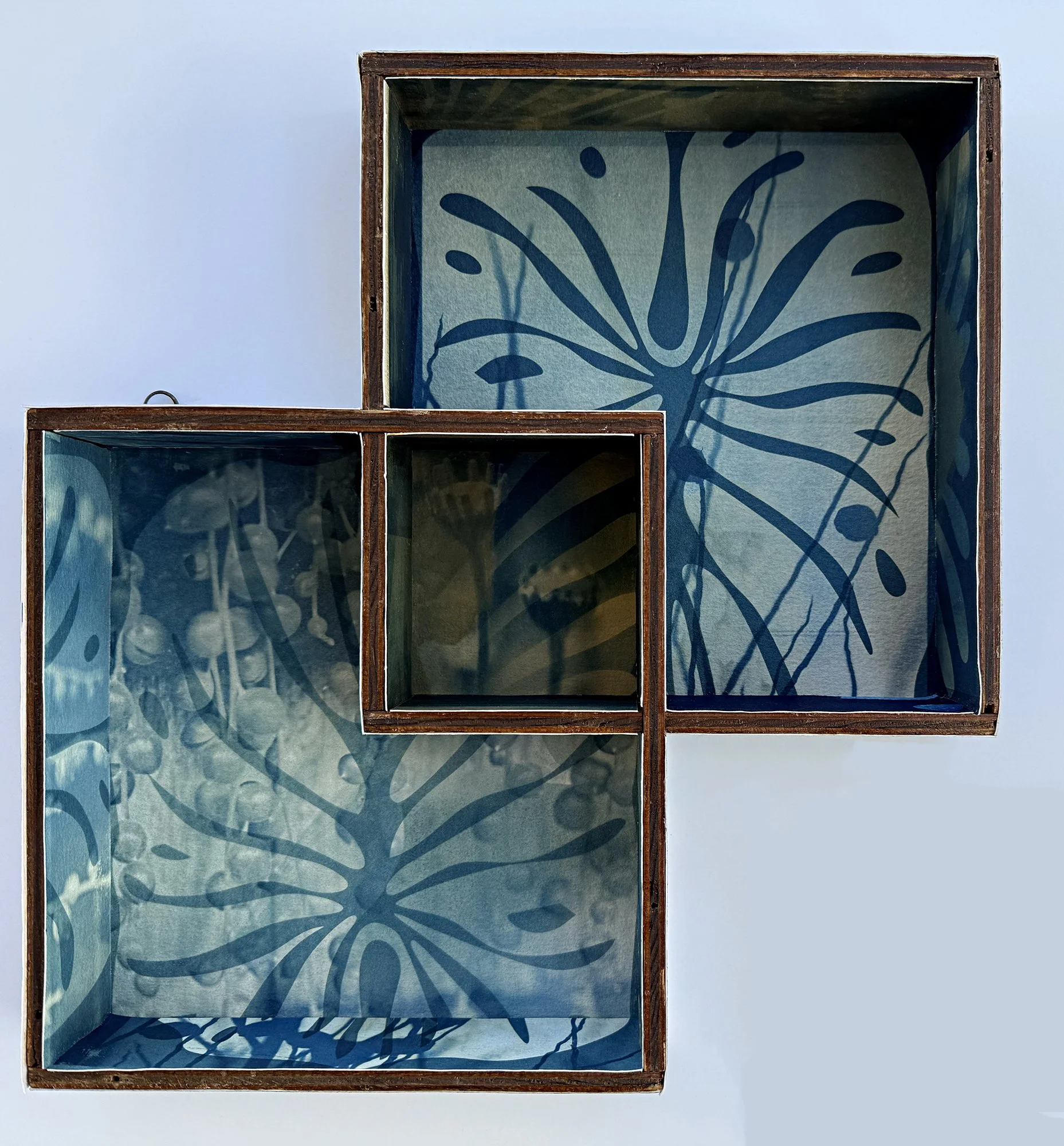 Beyond - 3-Piece Frame