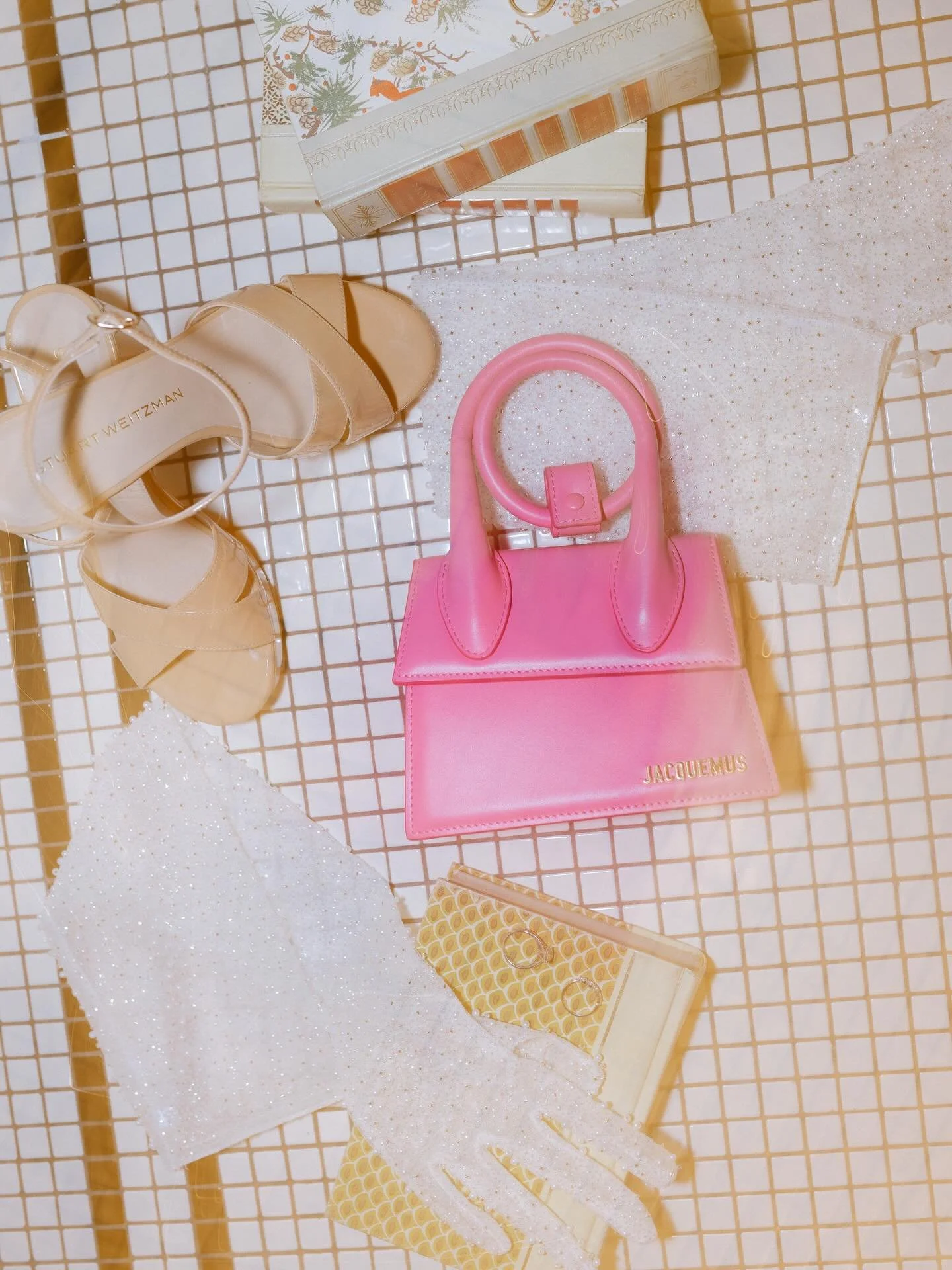 Okayyyy details 
.
.
.
.
.
#weddingdetailsphotography #chicagoweddingphotographer #coloradoweddingphotographer Chicago wedding photographer. Colorado wedding photographer. Flat lay detail inspiration. Flash photography. Editorial wedding details