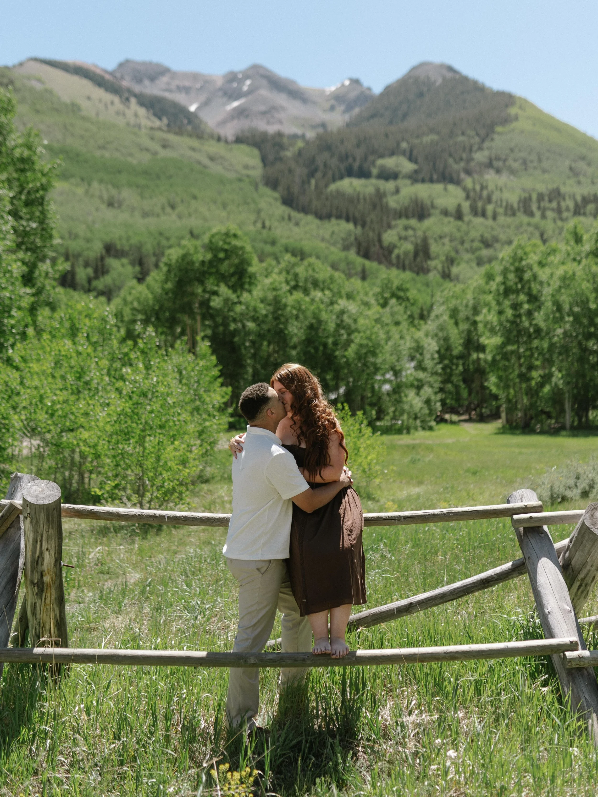 Feeling nostalgic for this summertime couples session in telluride before we go full out with fall colors complete with barefoot frolicking and rolling in the grass. 

Colorado engagement photographer. Telluride engagement photographer. Mountain enga