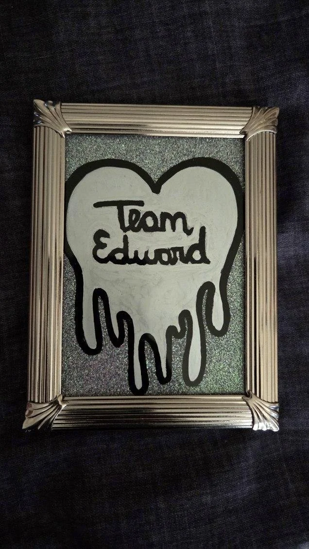 (Small) Team Edward Painting