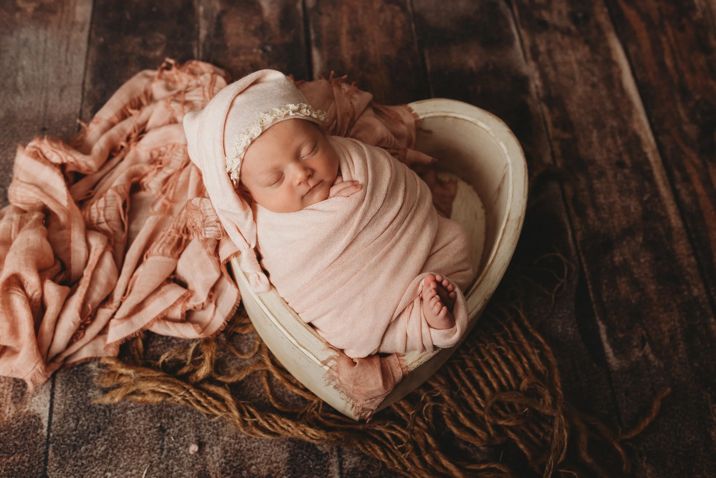 Pekin IL Newborn Photographer